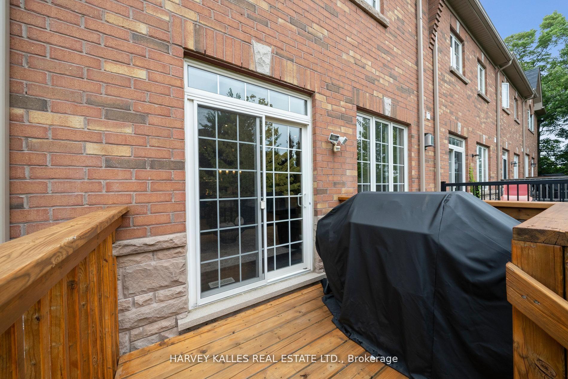 8777 Dufferin Street 45