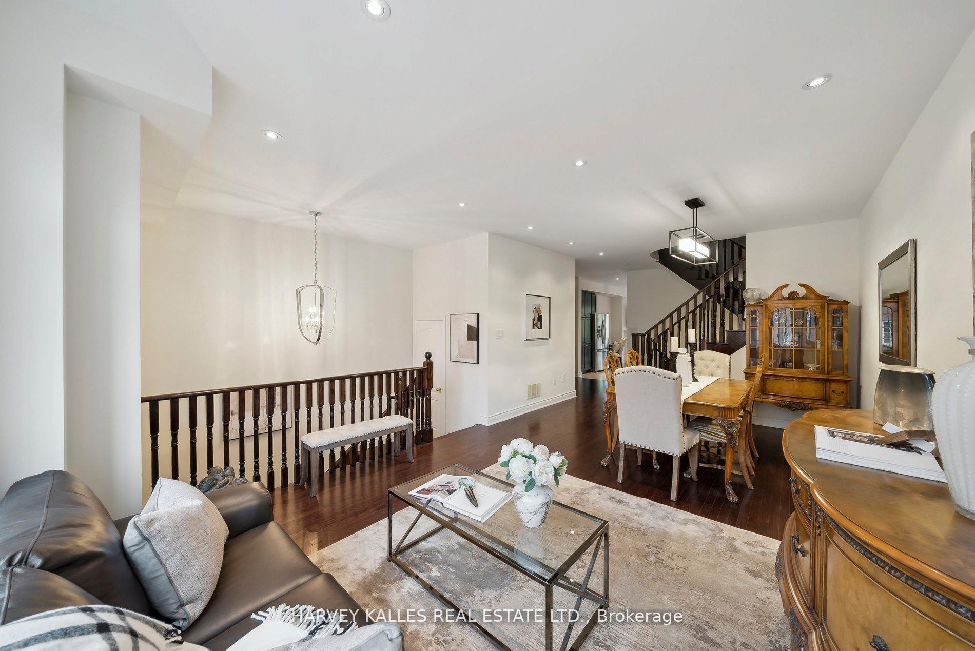 8777 Dufferin Street 45