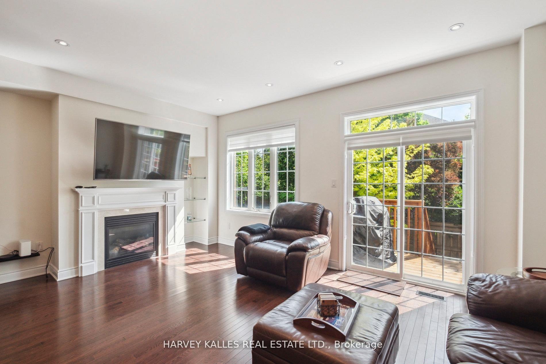 8777 Dufferin Street 45