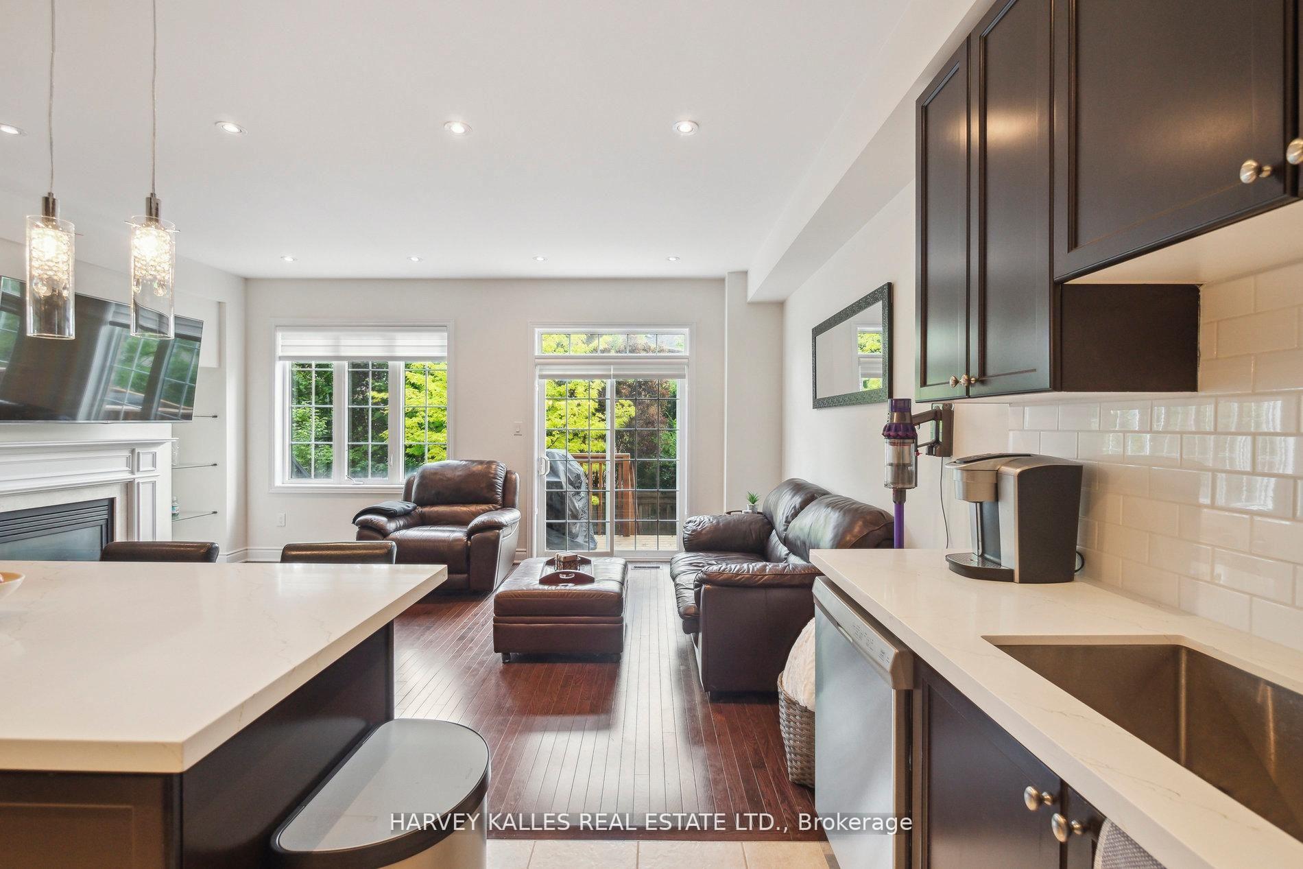 8777 Dufferin Street 45