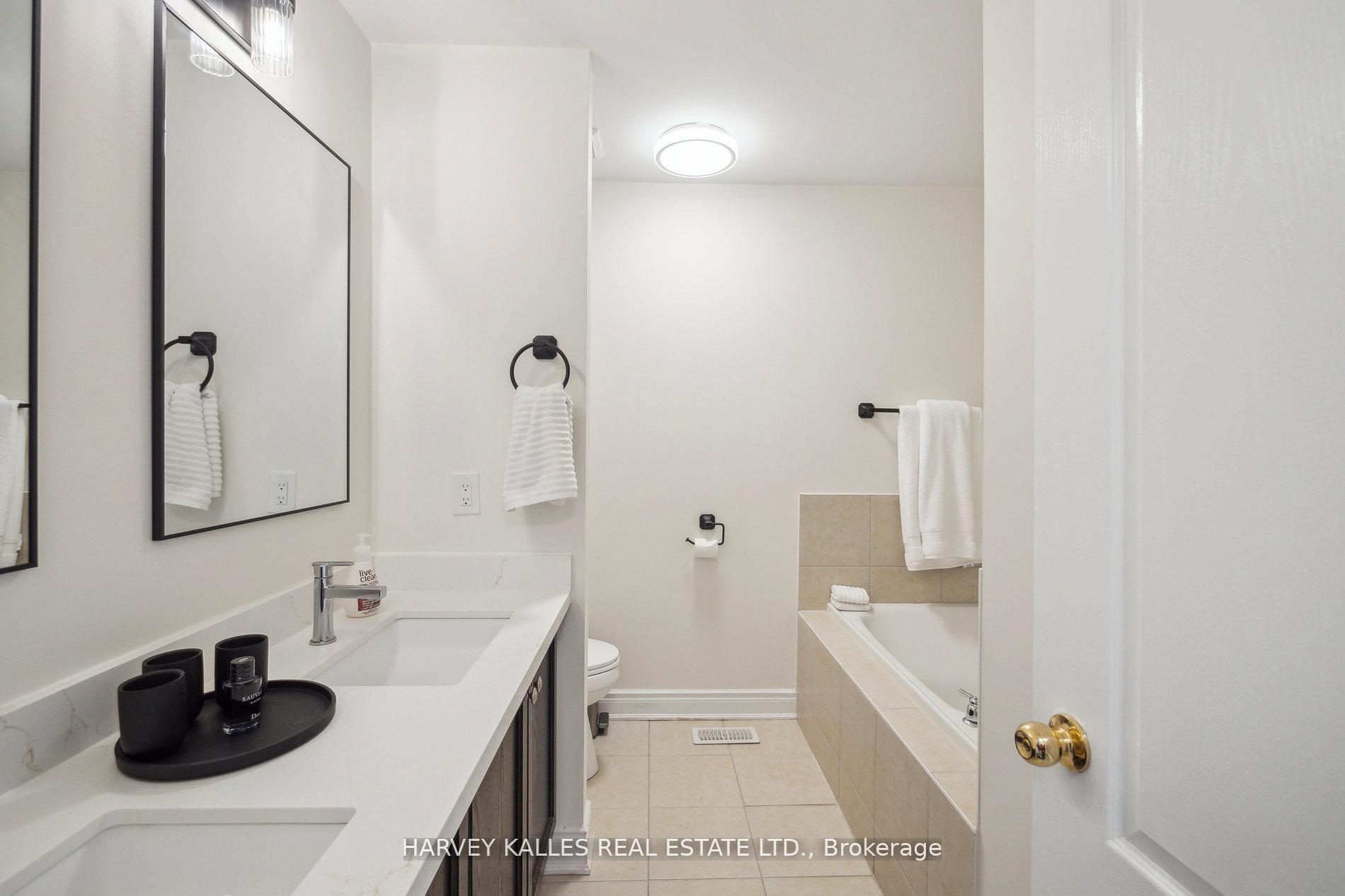 8777 Dufferin Street 45