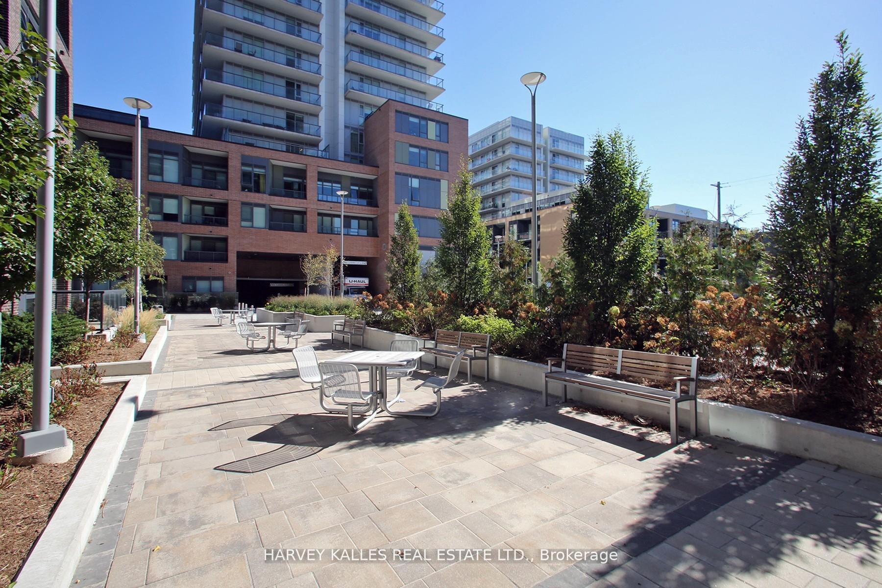 185 Deerfield Road 305