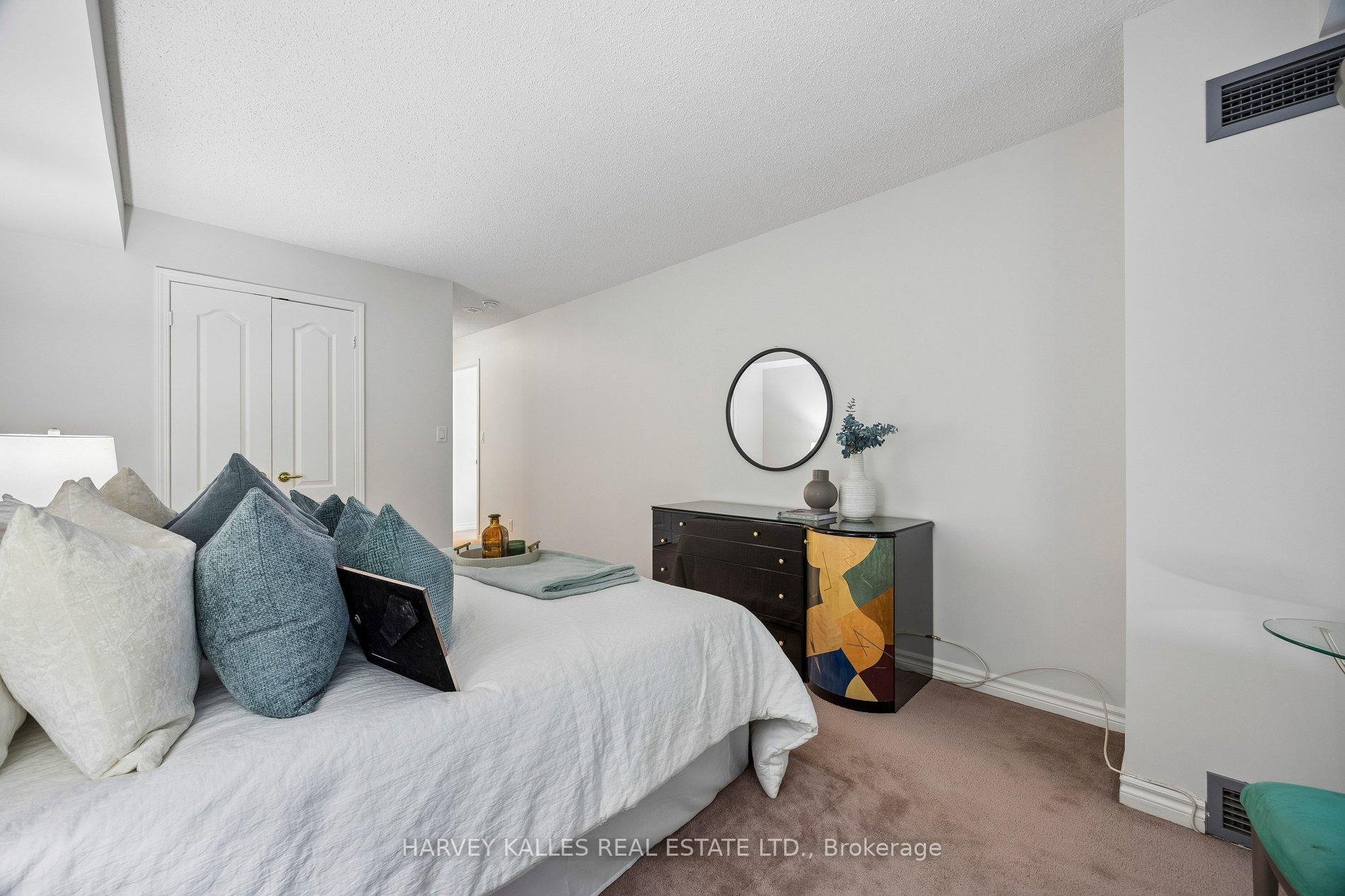 745 New Westminster Drive 302