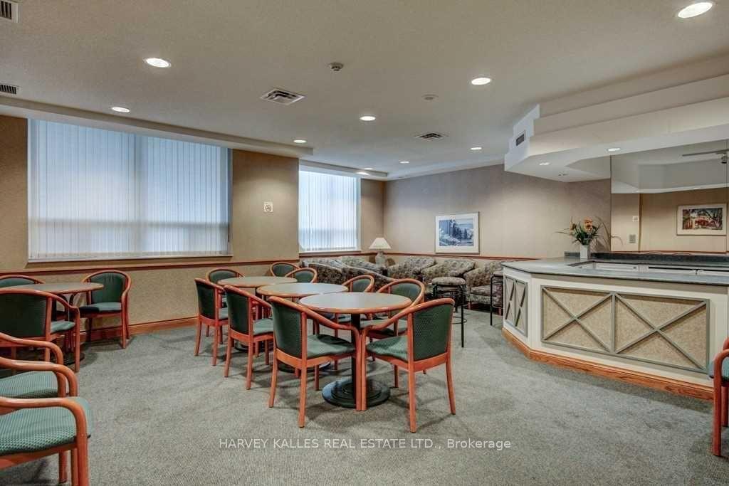 745 New Westminster Drive 302