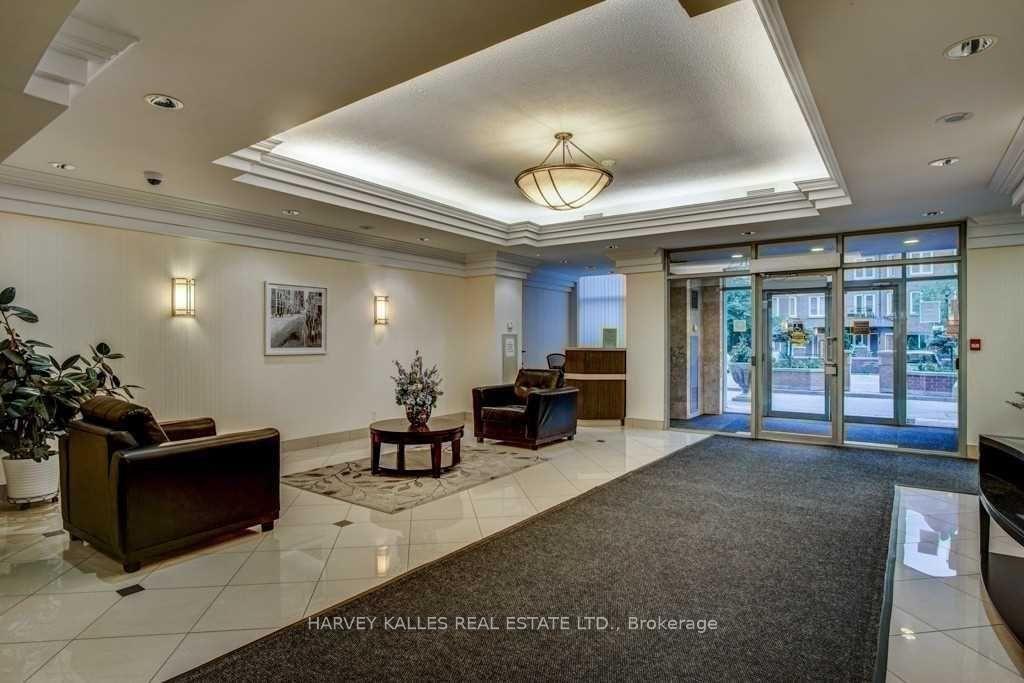 745 New Westminster Drive 302