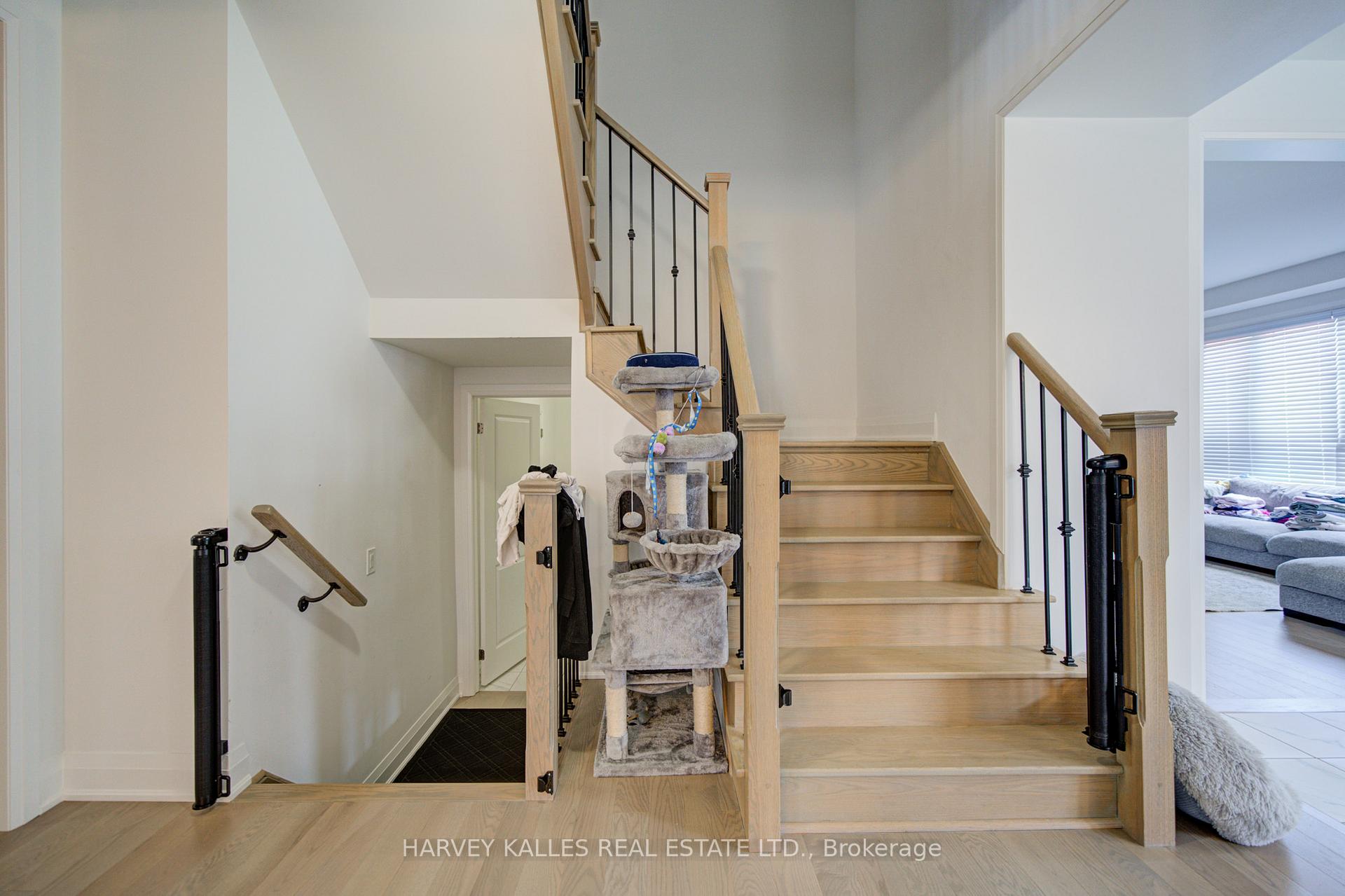 33 Concert Hill Way