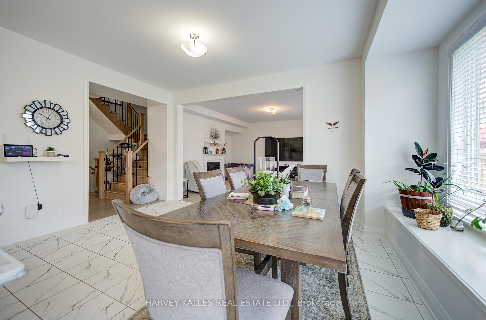 33 Concert Hill Way