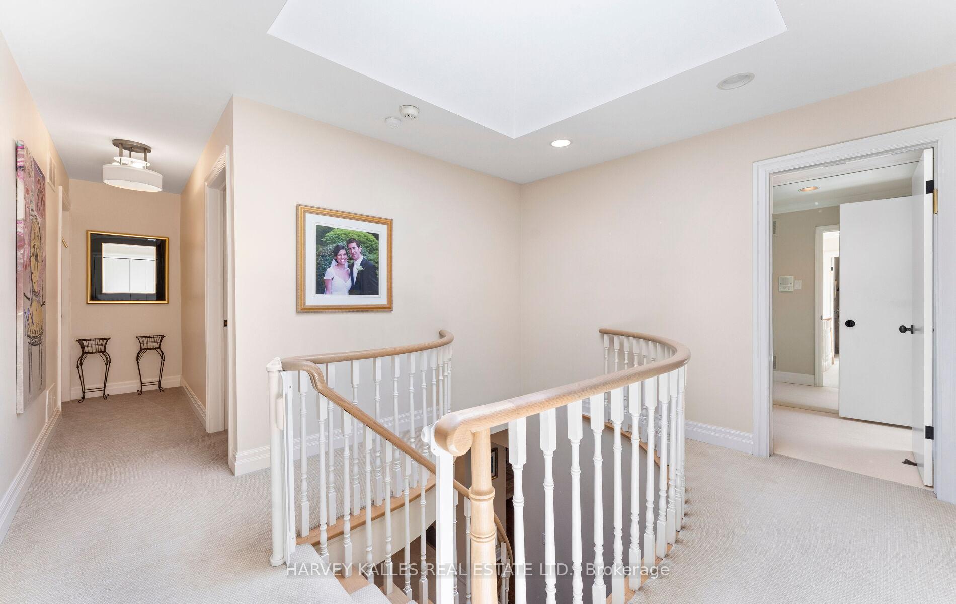 8 Granada Court