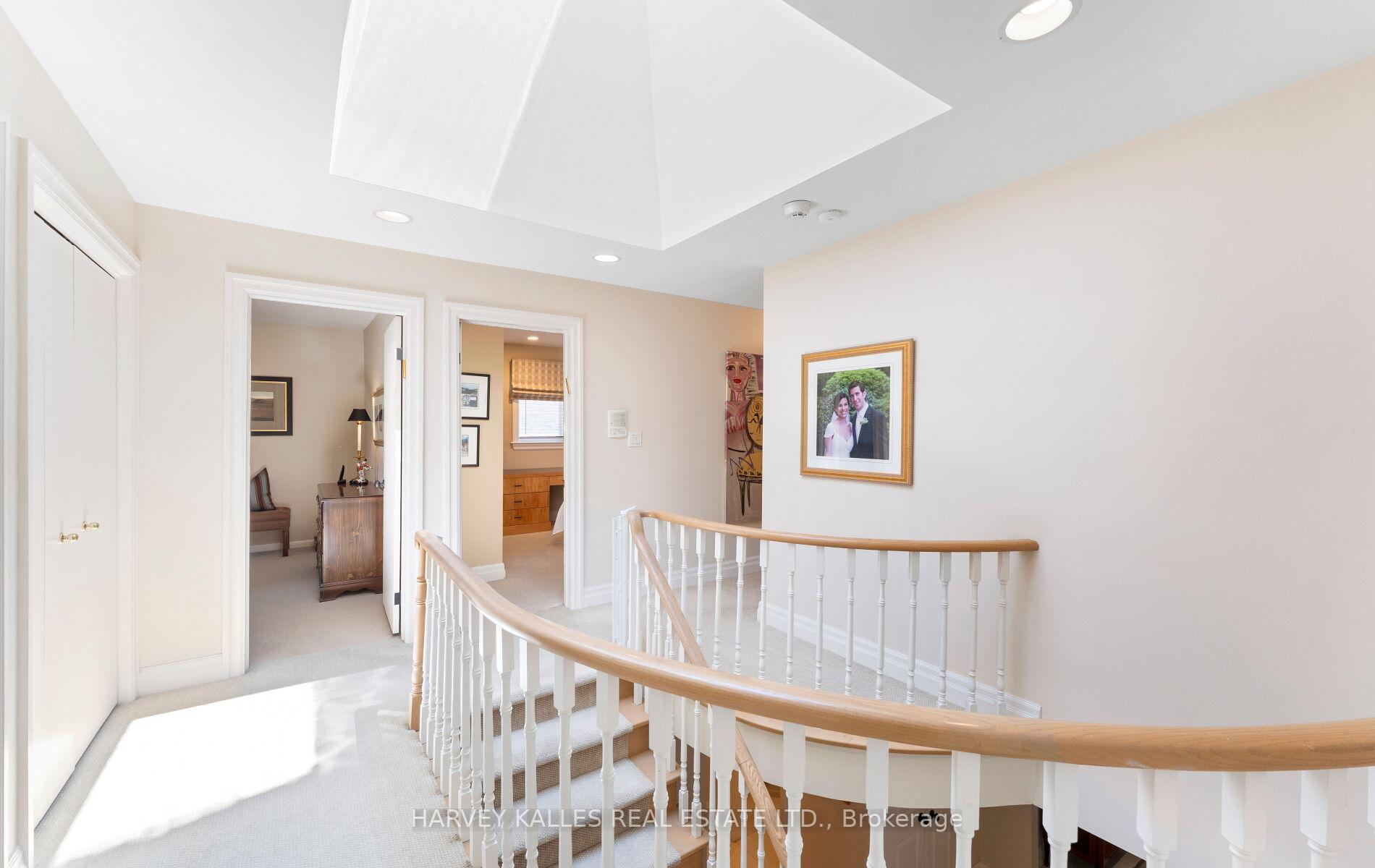 8 Granada Court