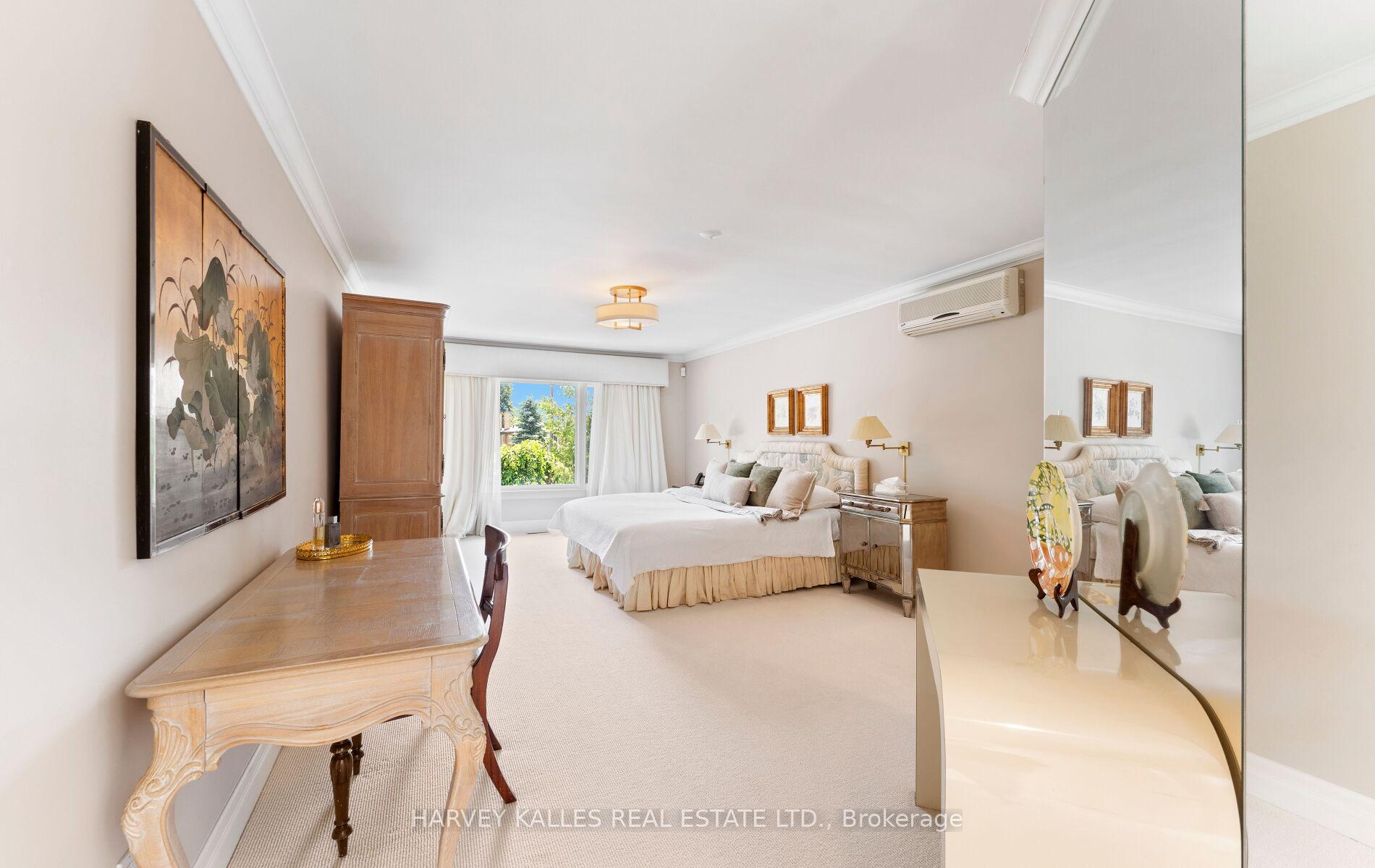 8 Granada Court