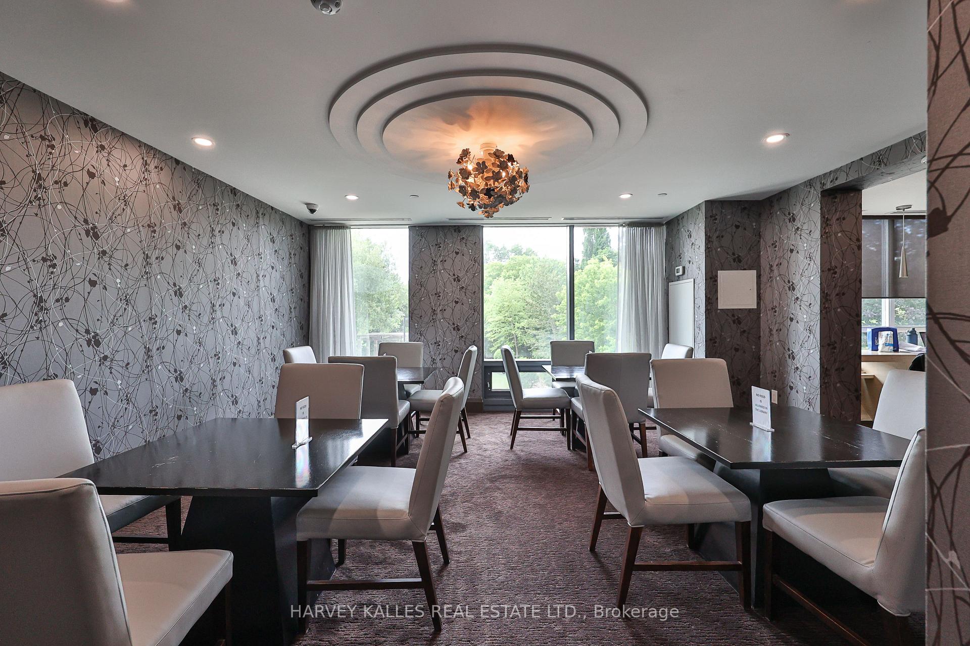 7608 Yonge Street 622