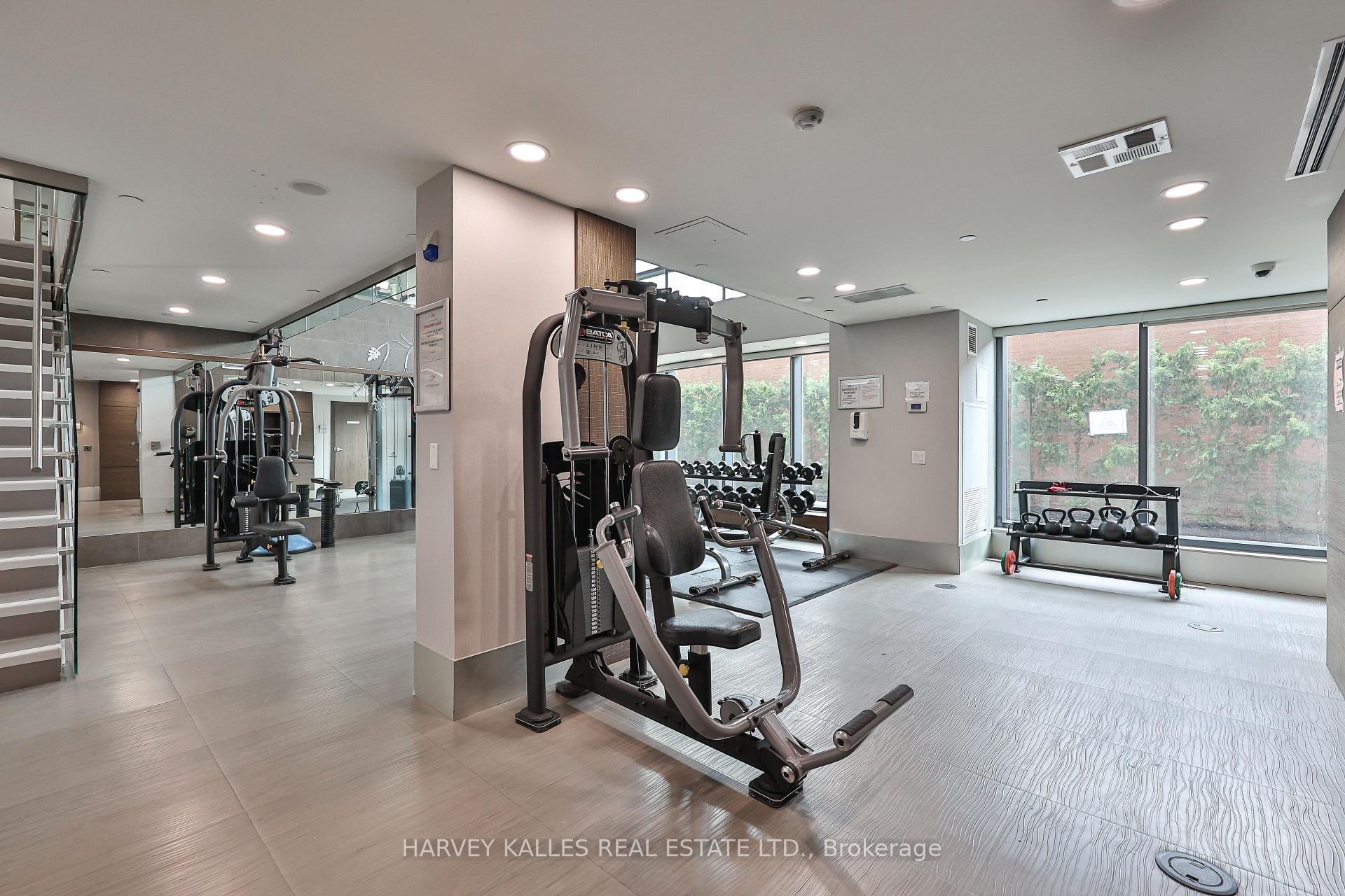 7608 Yonge Street 622