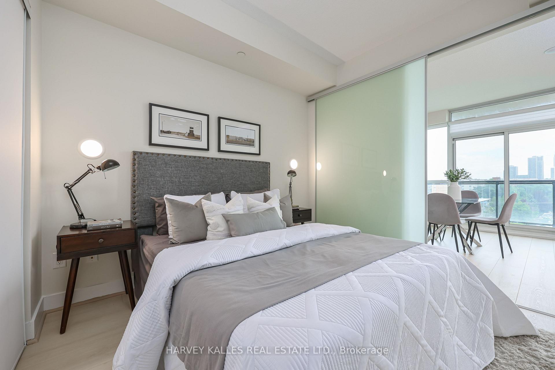 7608 Yonge Street 622