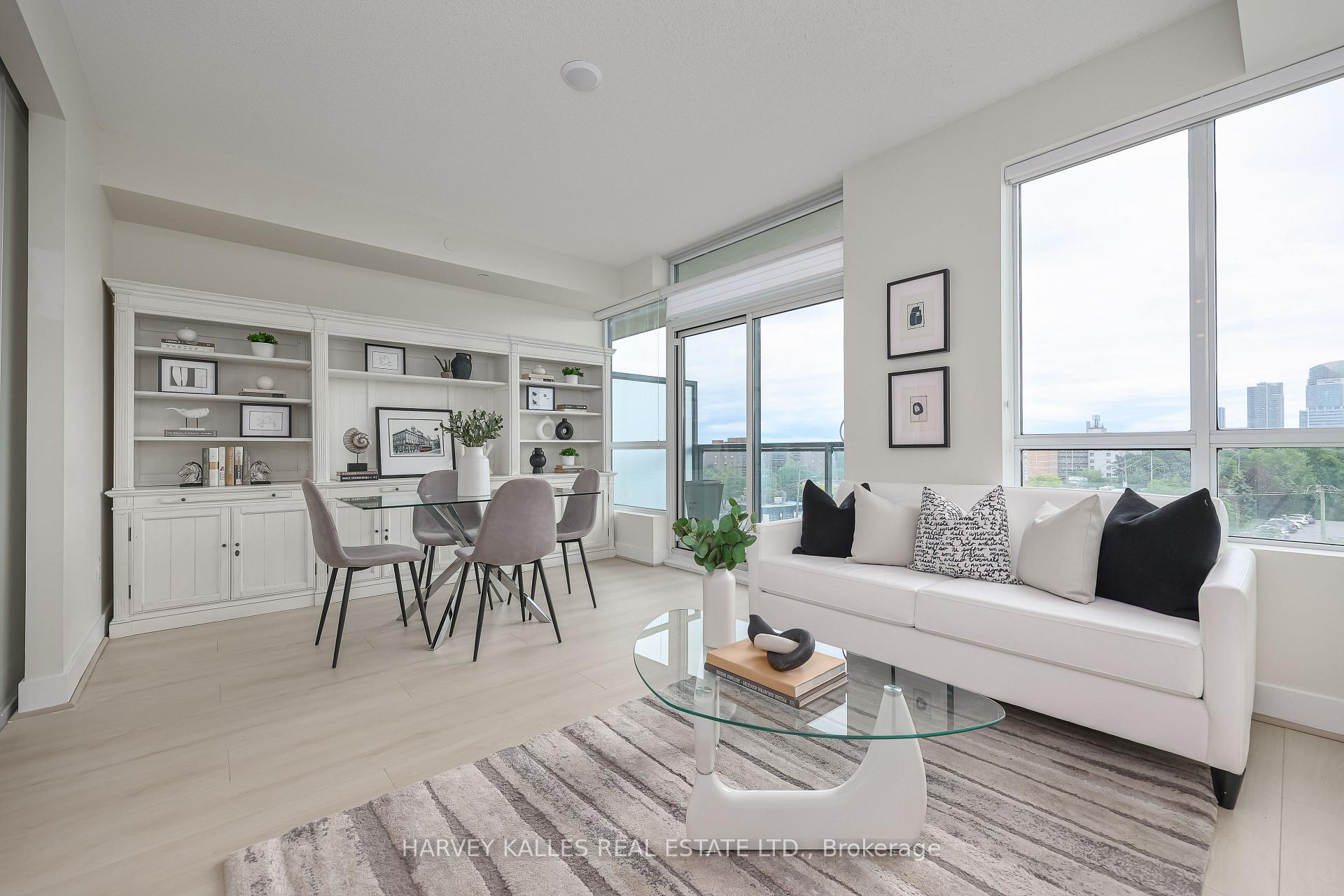 7608 Yonge Street 622