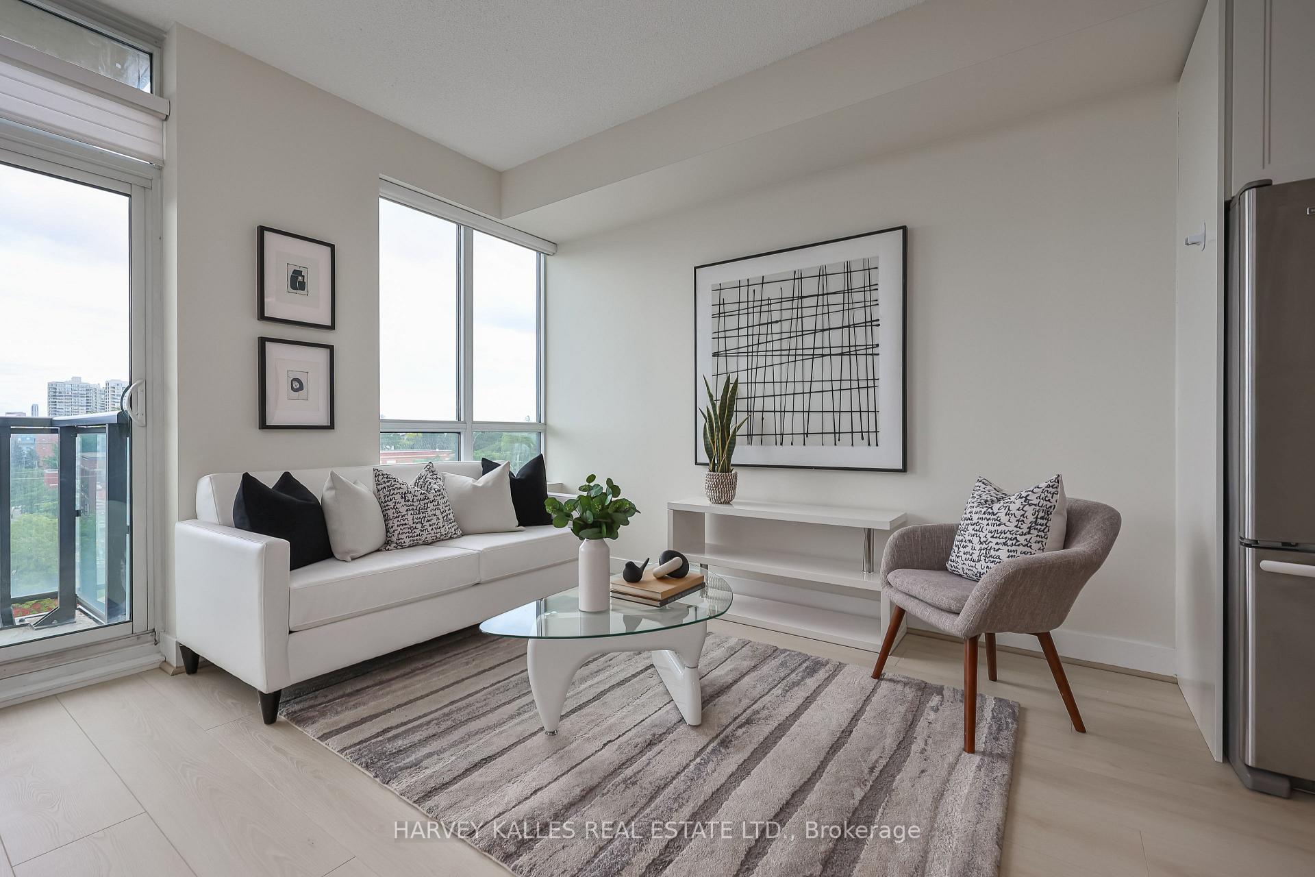 7608 Yonge Street 622