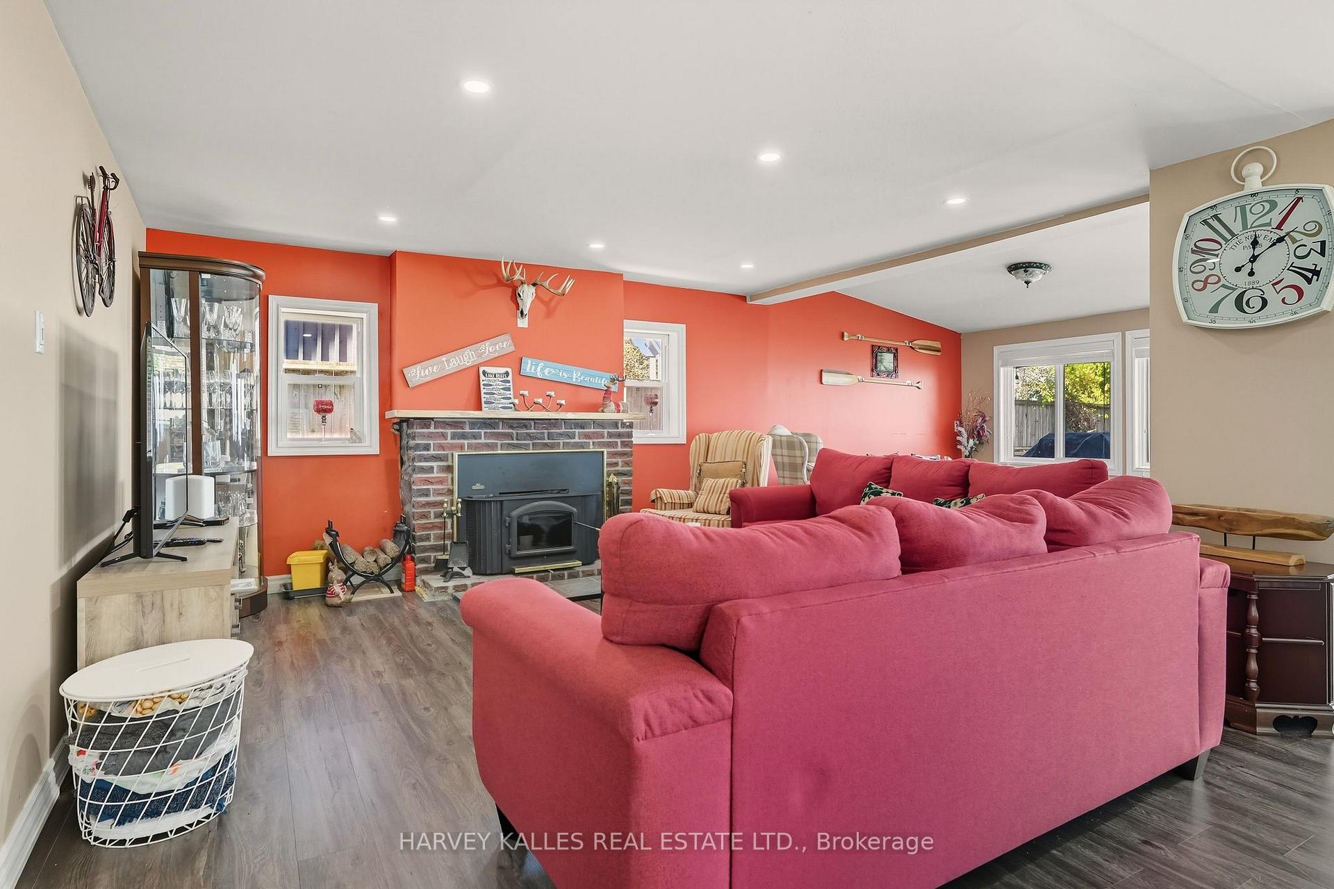 72 Lakeside Drive