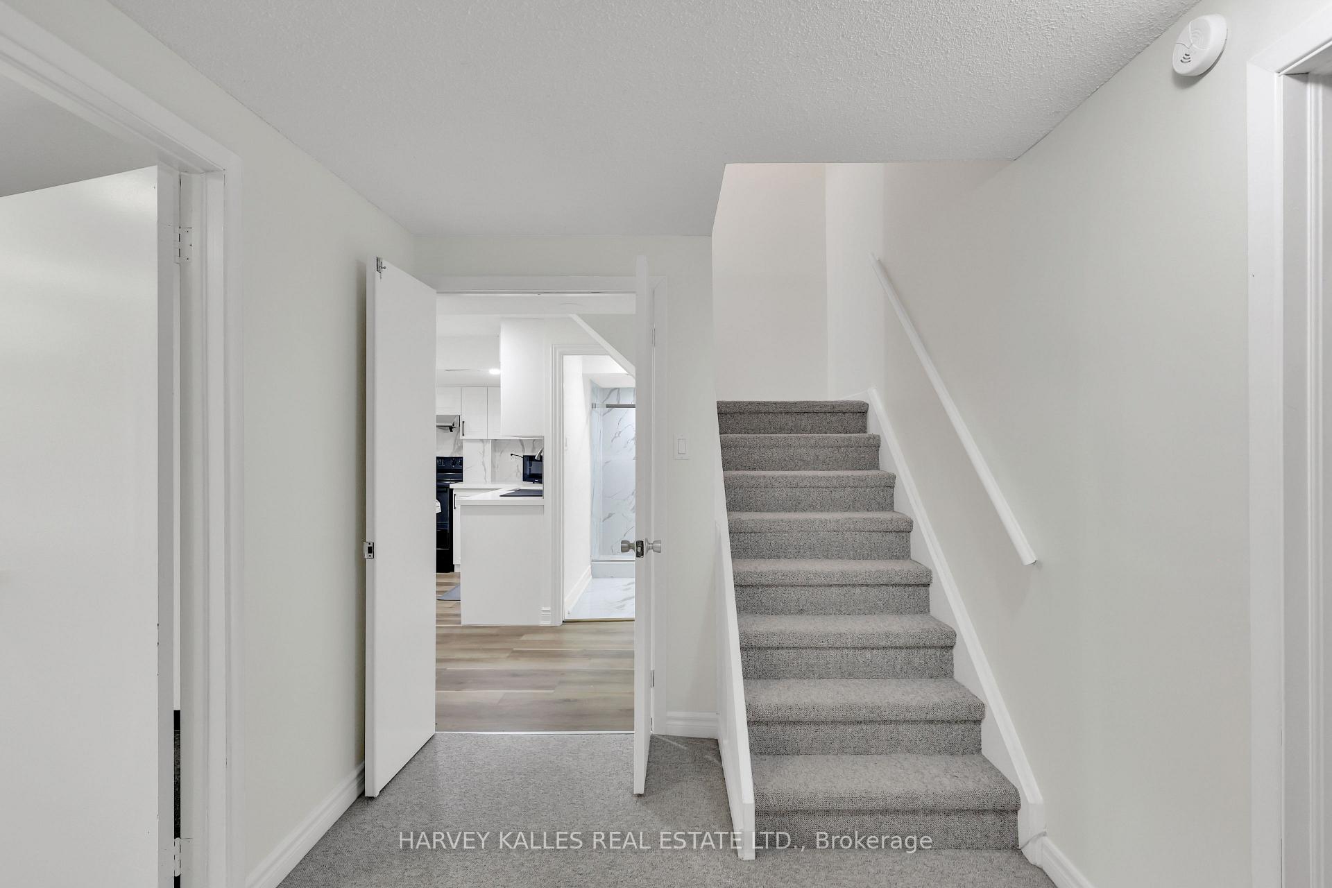 62 Aberfeldy Crescent