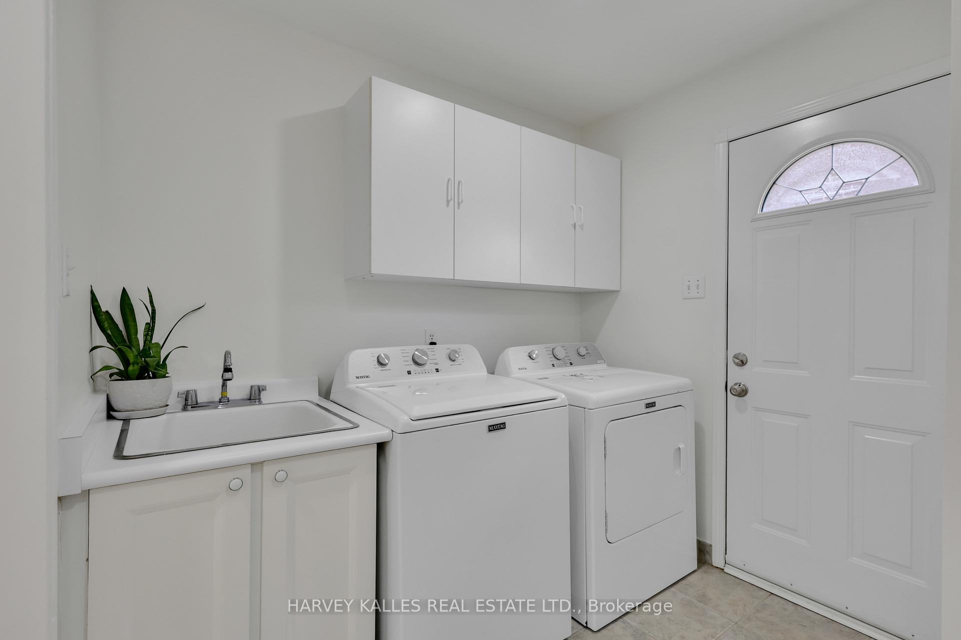 62 Aberfeldy Crescent