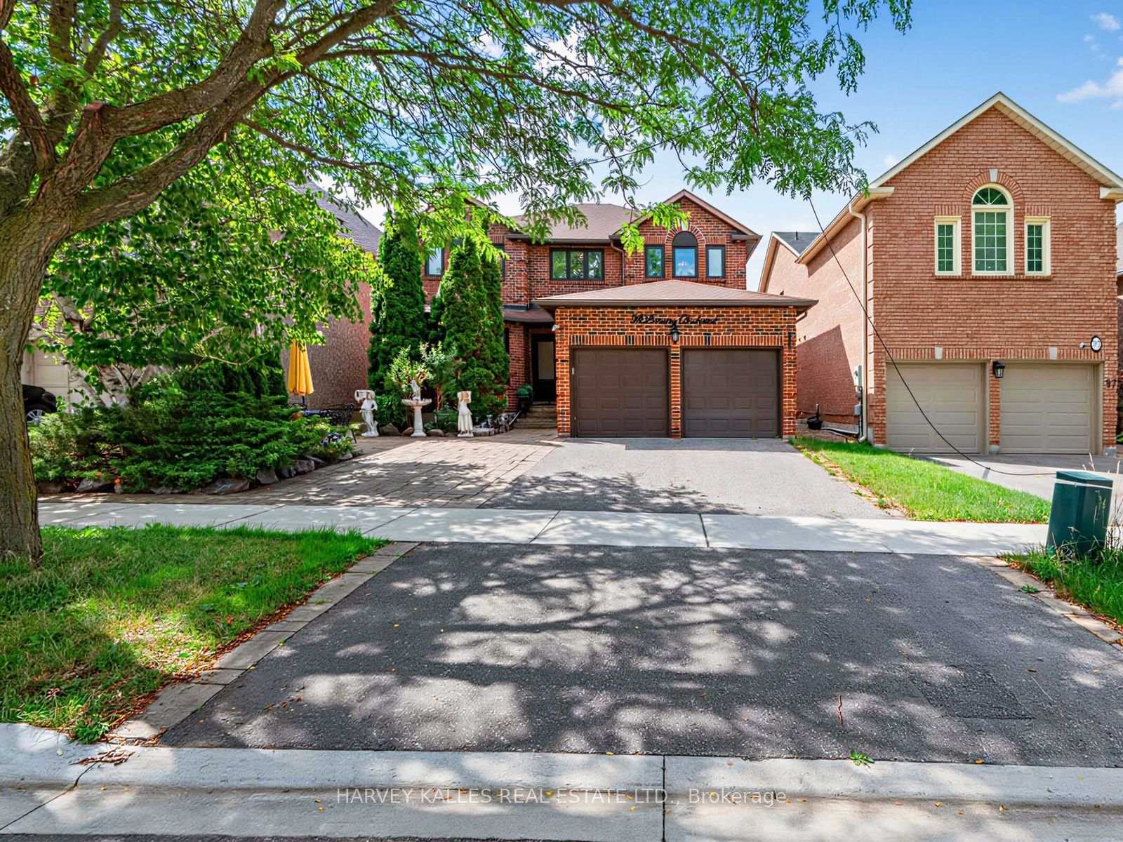 93 Downing Boulevard