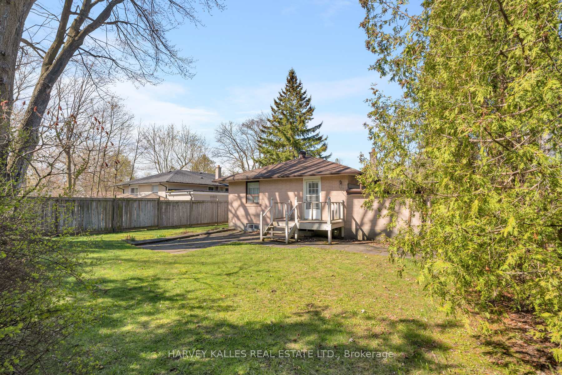 133 Wood Lane