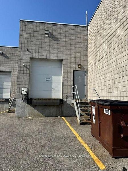 60 West Wilmot Street 16-Rear