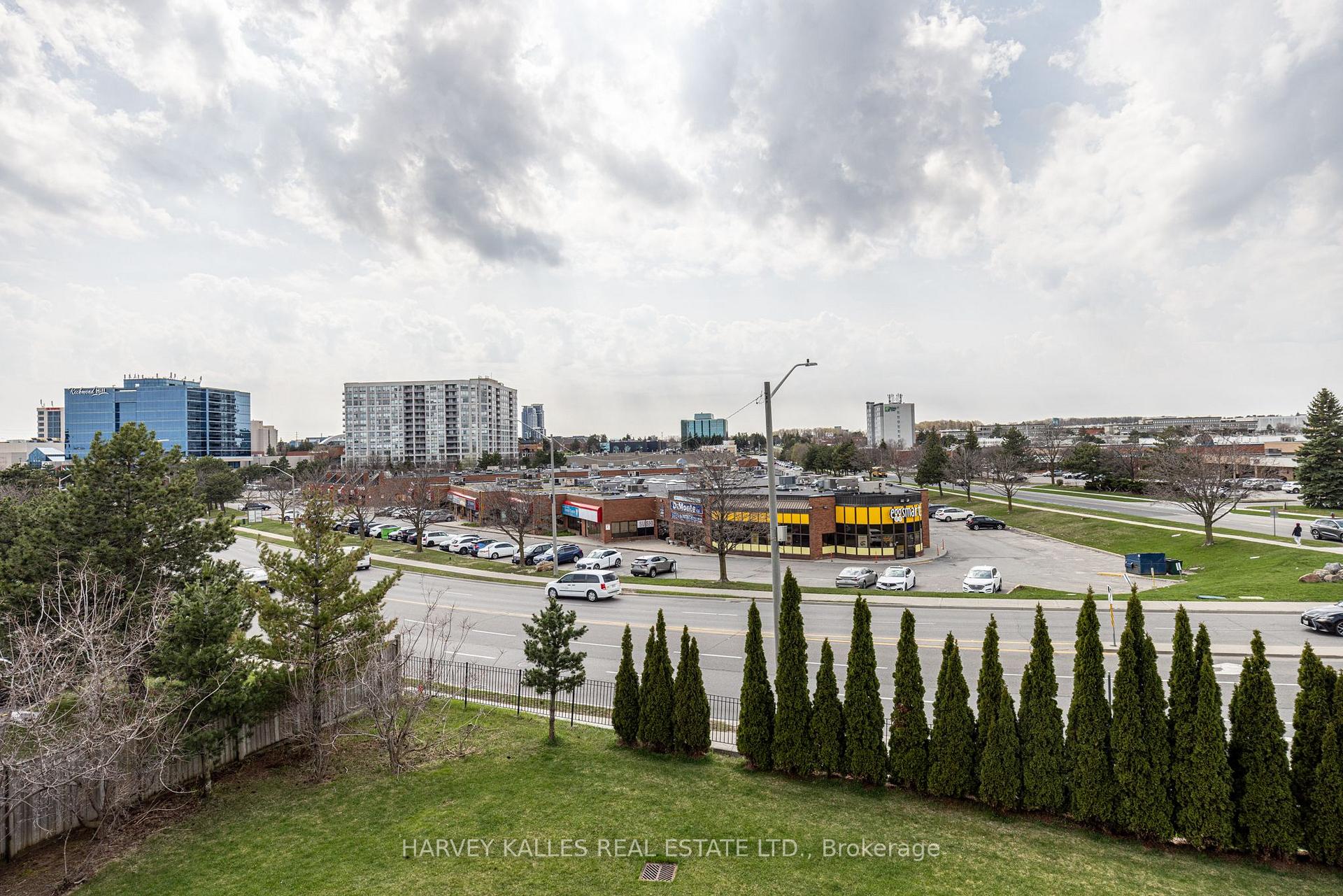 75 Norman Bethune Avenue 317