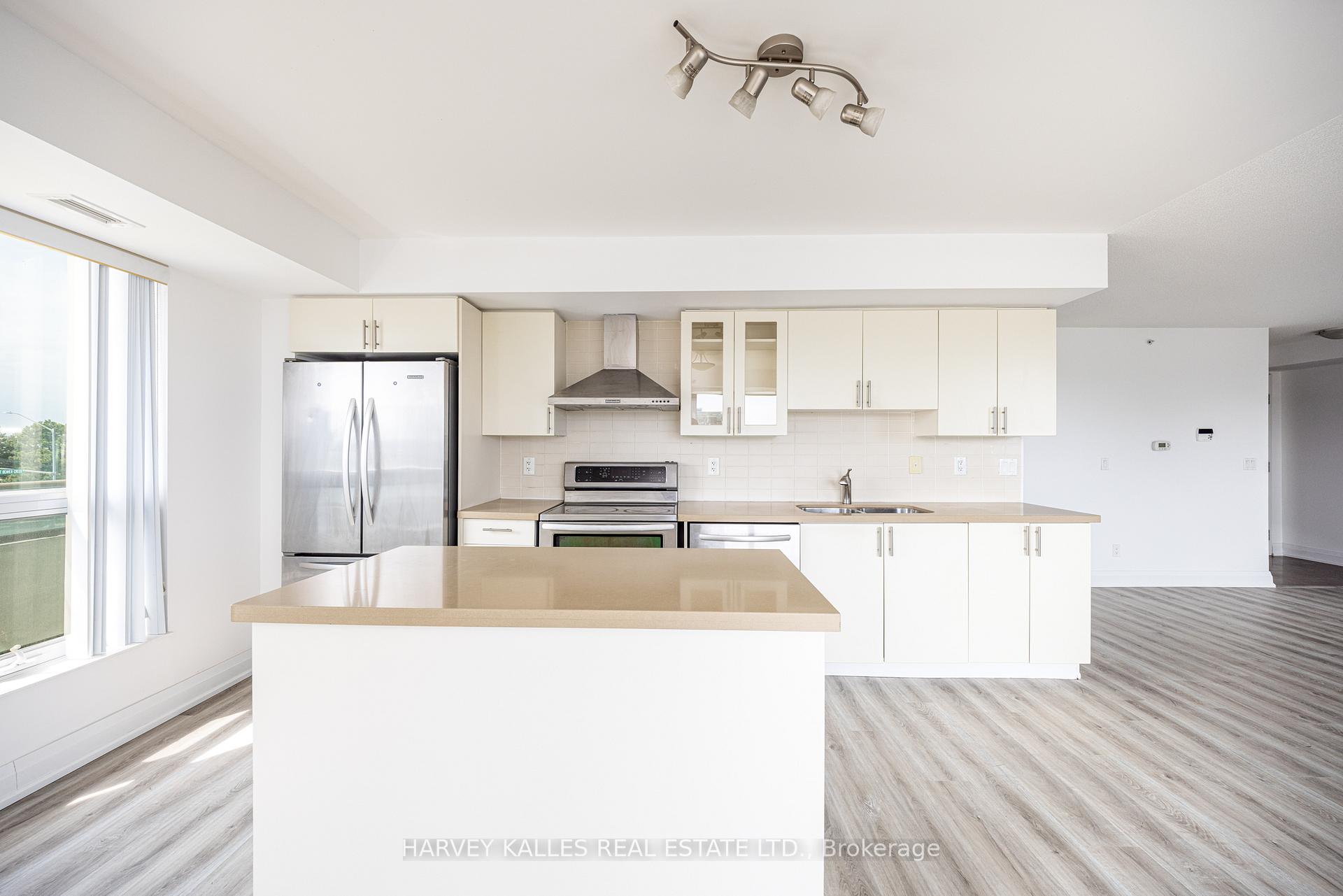 75 Norman Bethune Avenue 317