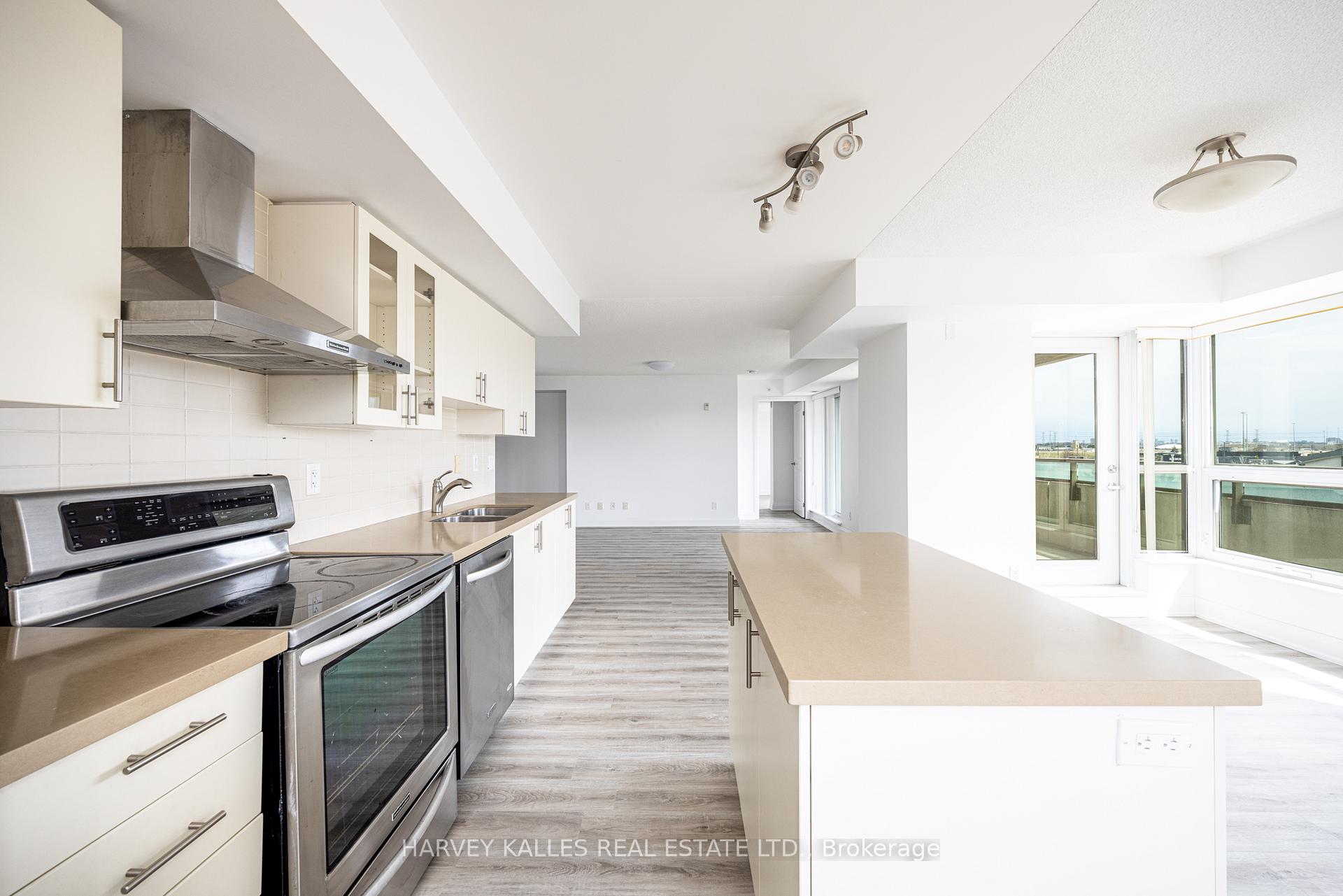 75 Norman Bethune Avenue 317