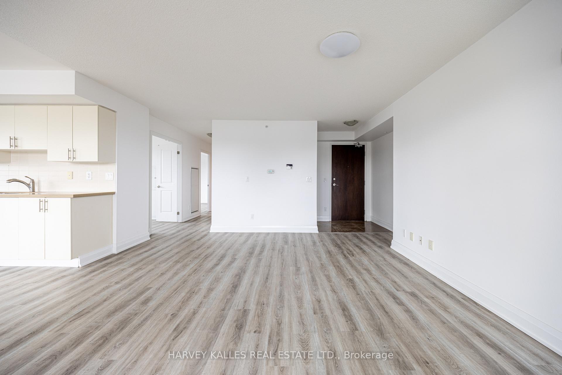 75 Norman Bethune Avenue 317