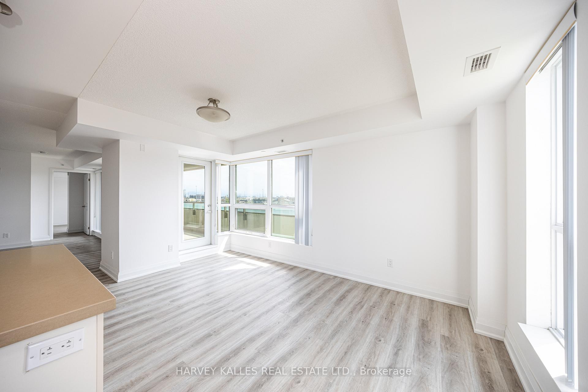 75 Norman Bethune Avenue 317
