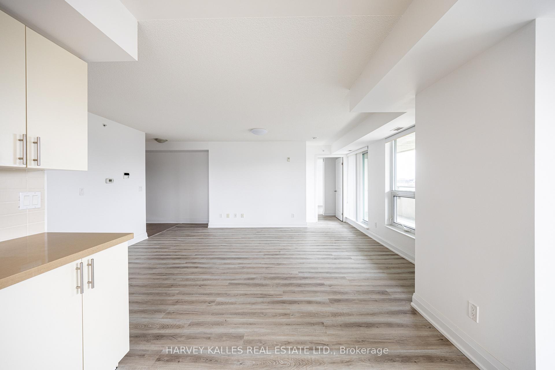 75 Norman Bethune Avenue 317