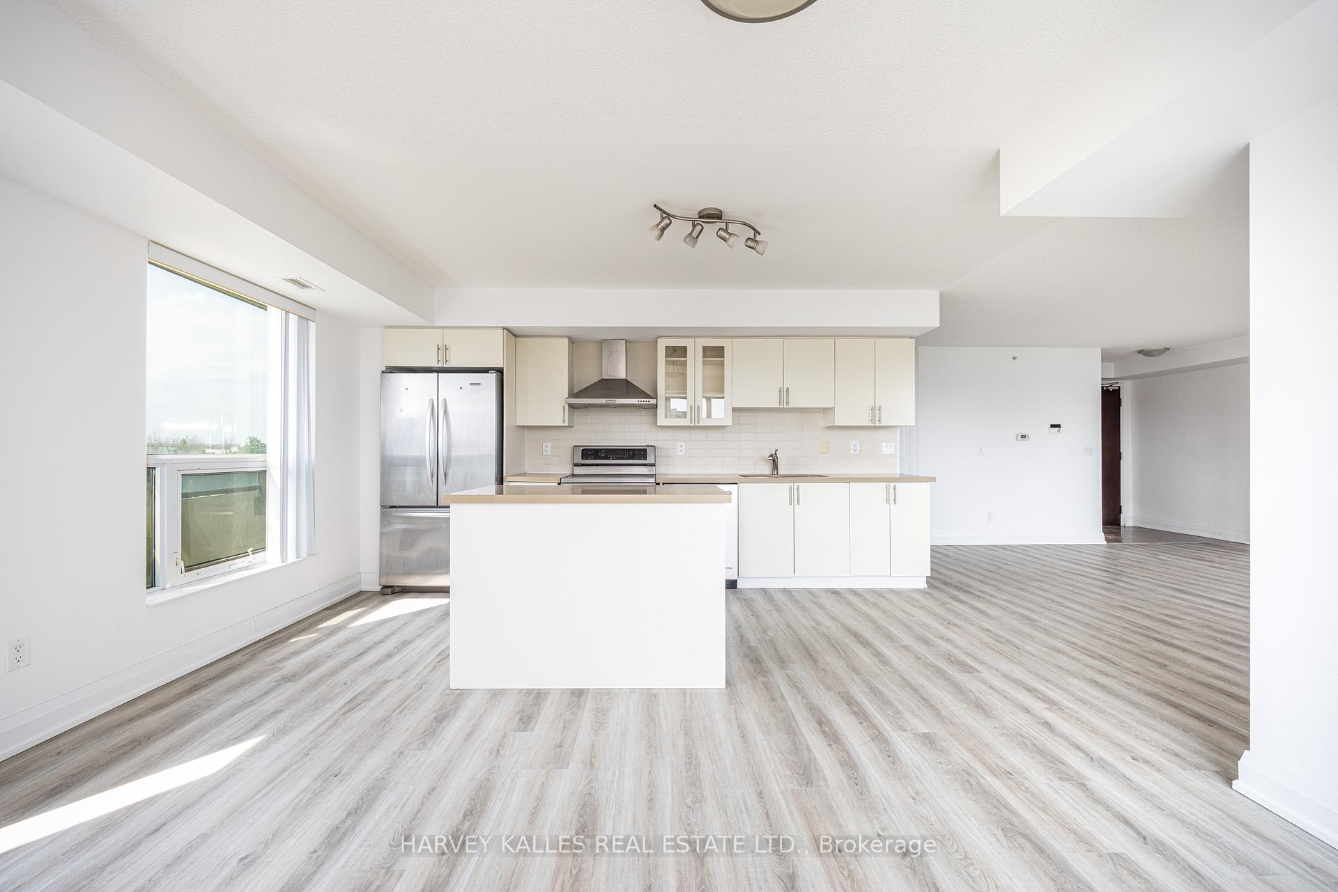 75 Norman Bethune Avenue 317