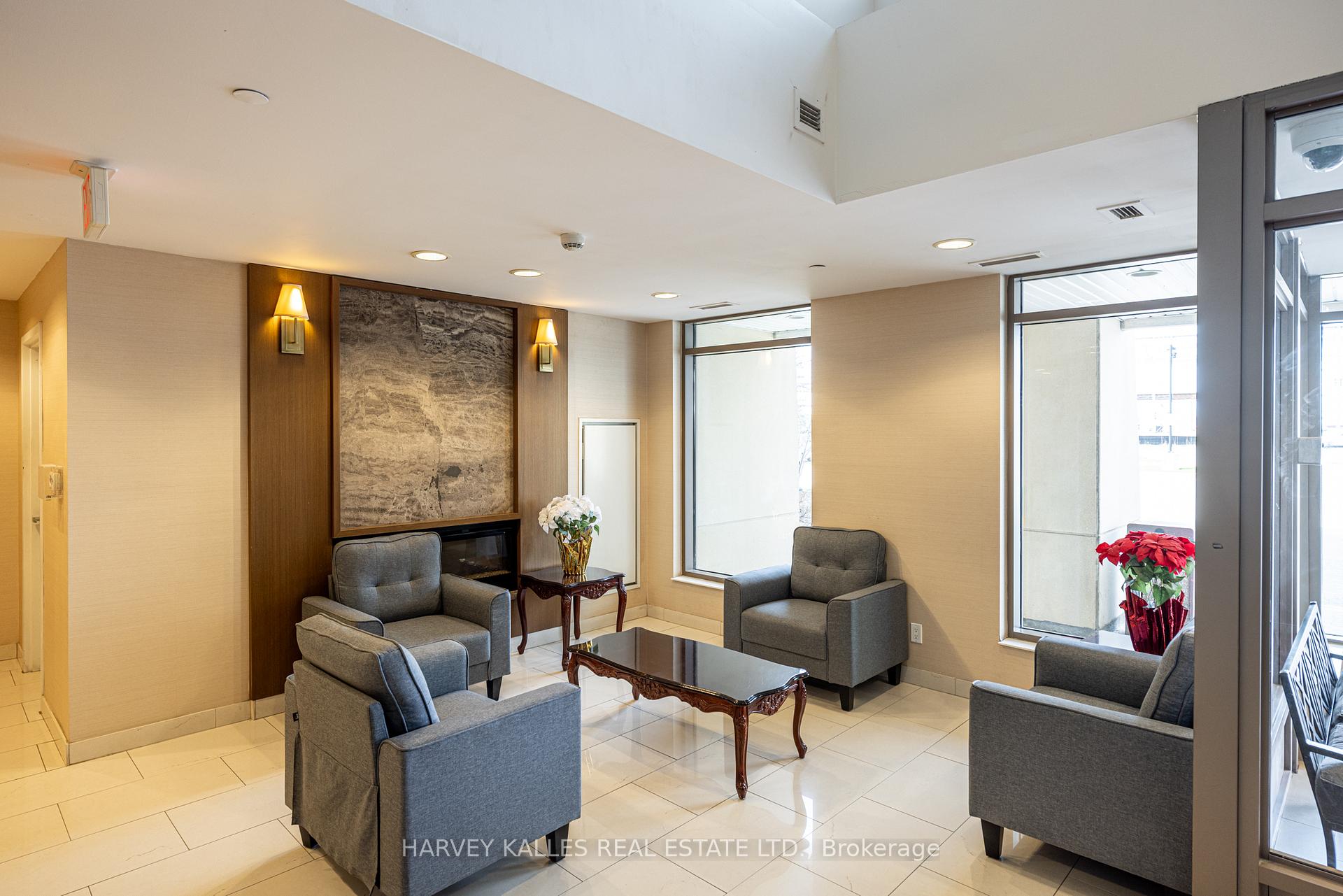 75 Norman Bethune Avenue 317