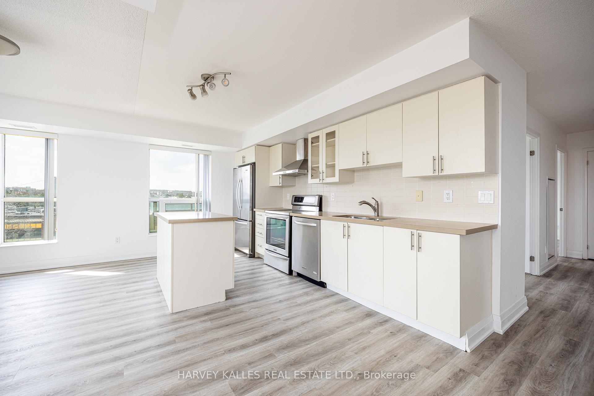 75 Norman Bethune Avenue 317