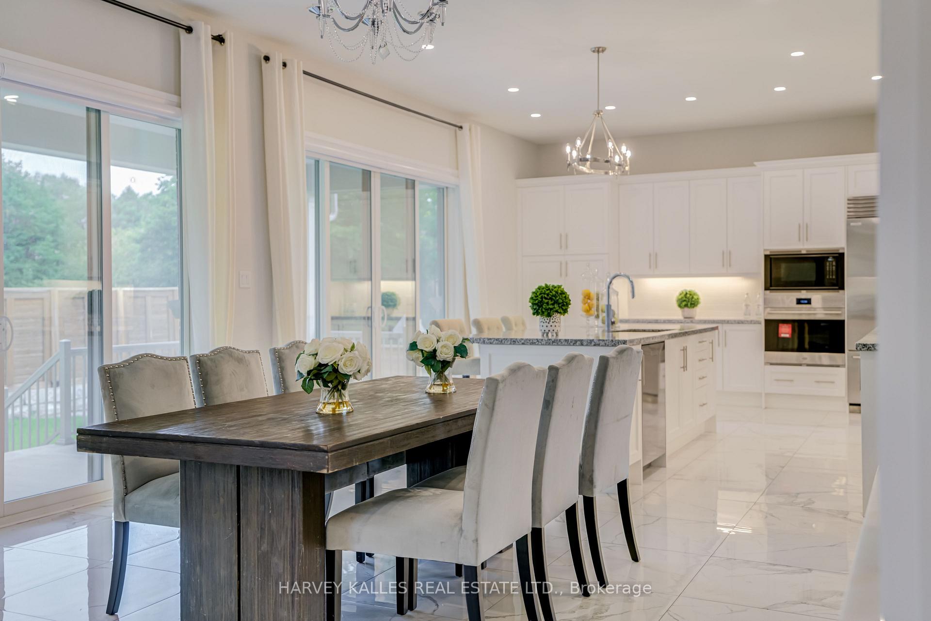 6 Dennis Reed Court