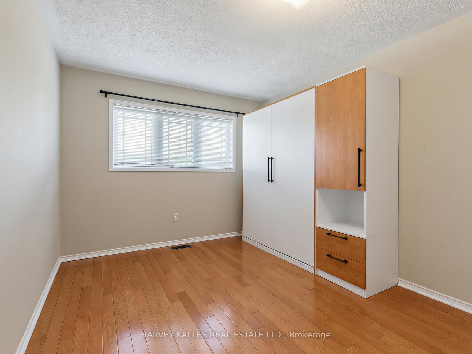 40 Blackthorn Drive