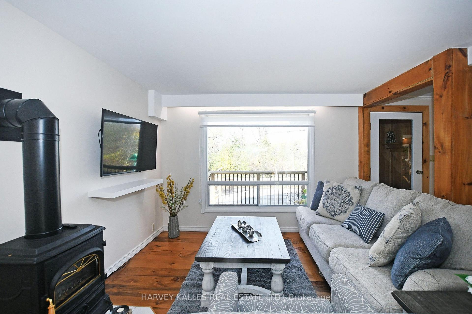 11 Penny Place