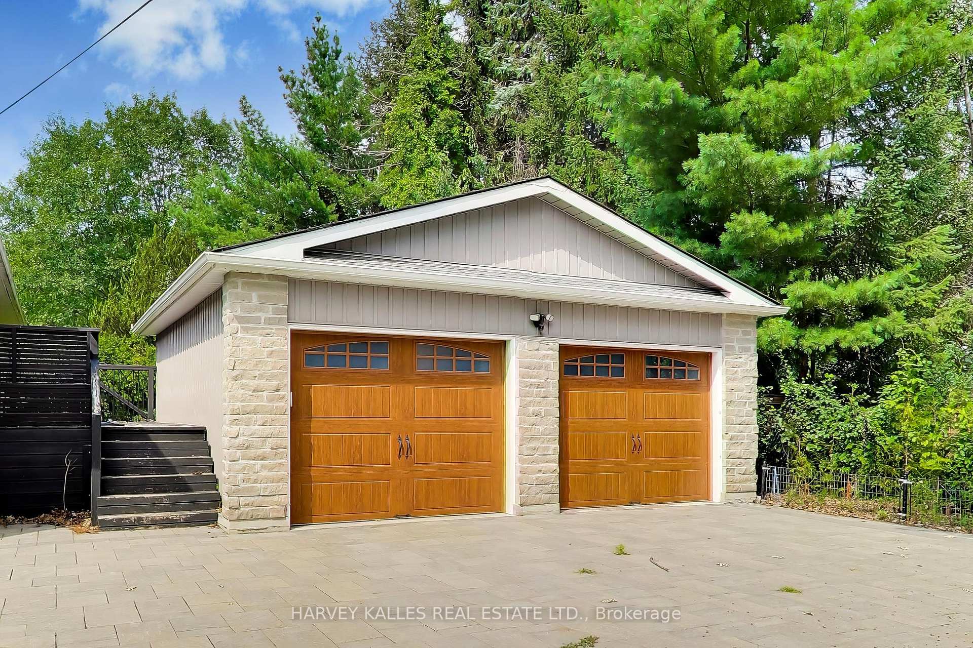 148 Sand Road