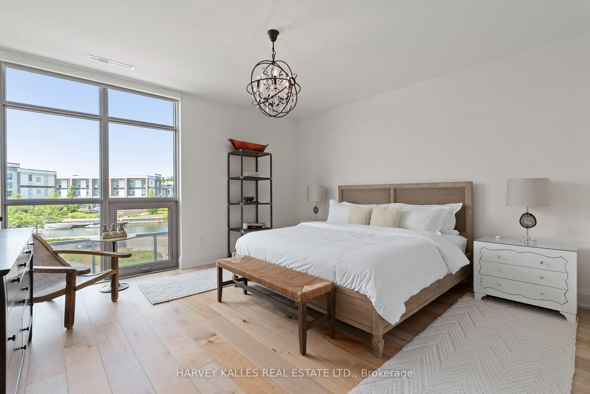 3787 Mangusta Court