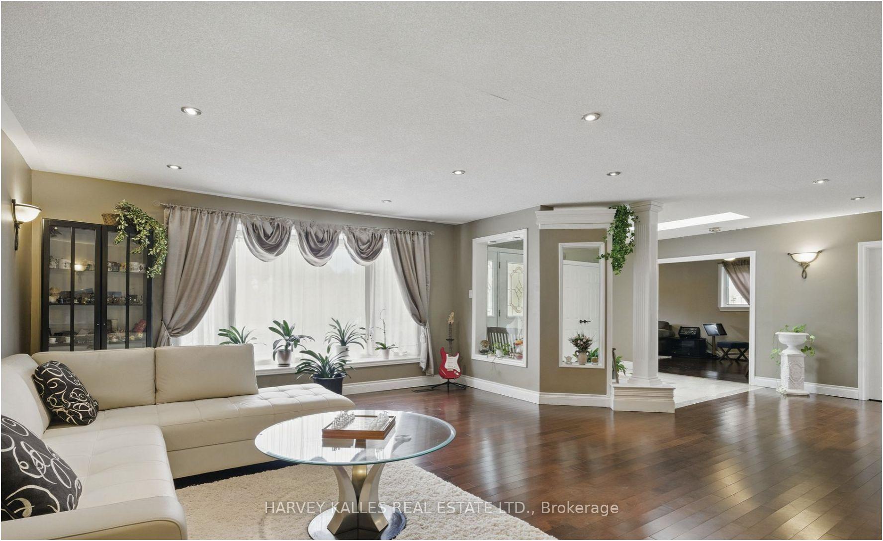 55 Denham Drive