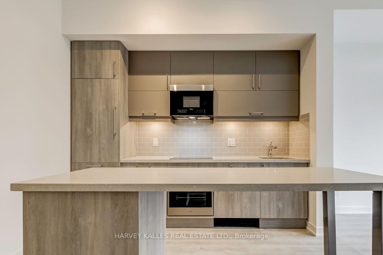 8119 Birchmount Road 1006