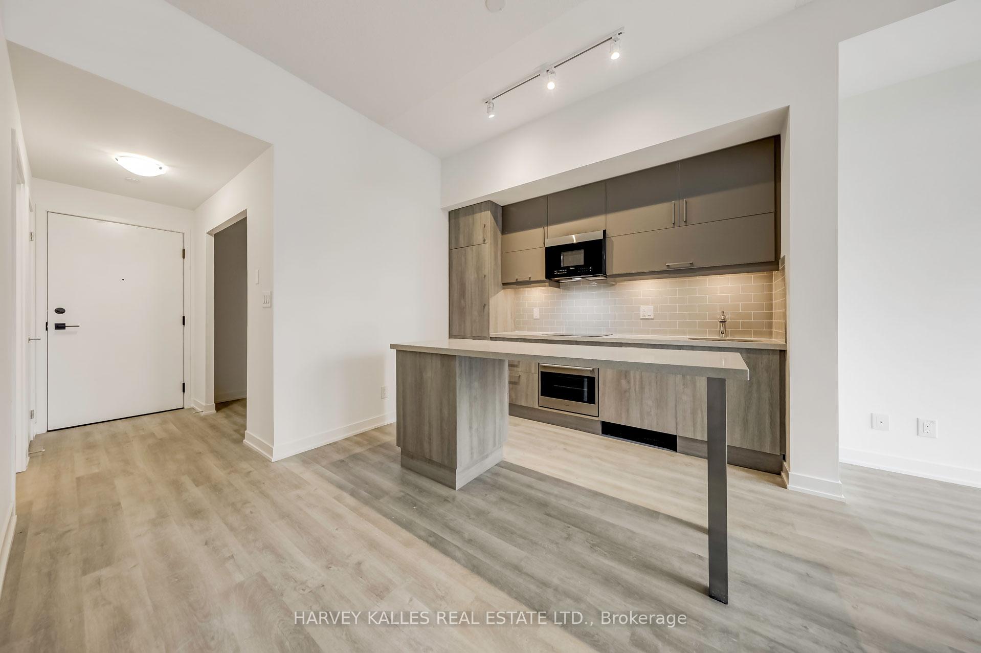 8119 Birchmount Road 1006