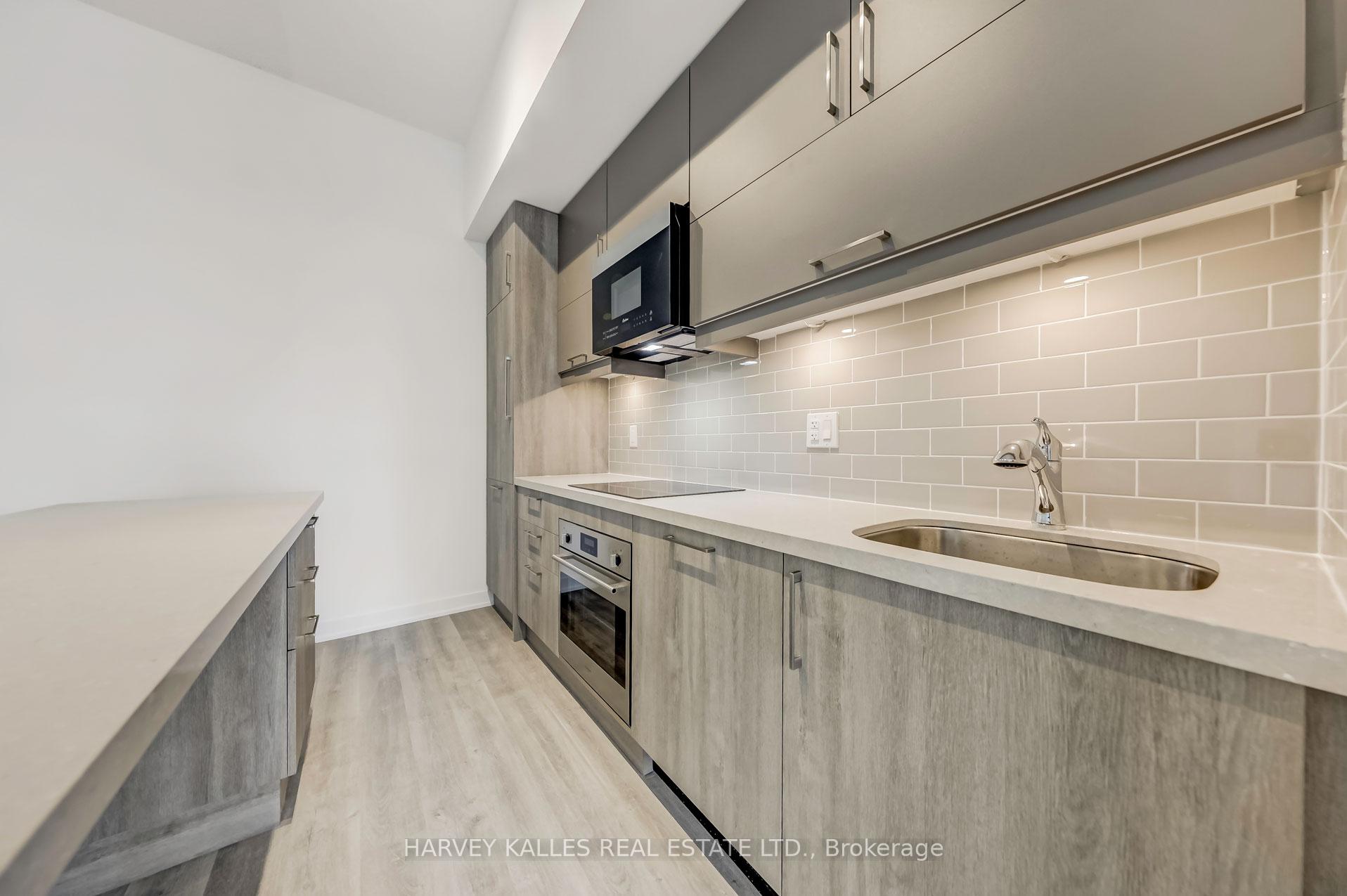 8119 Birchmount Road 1006