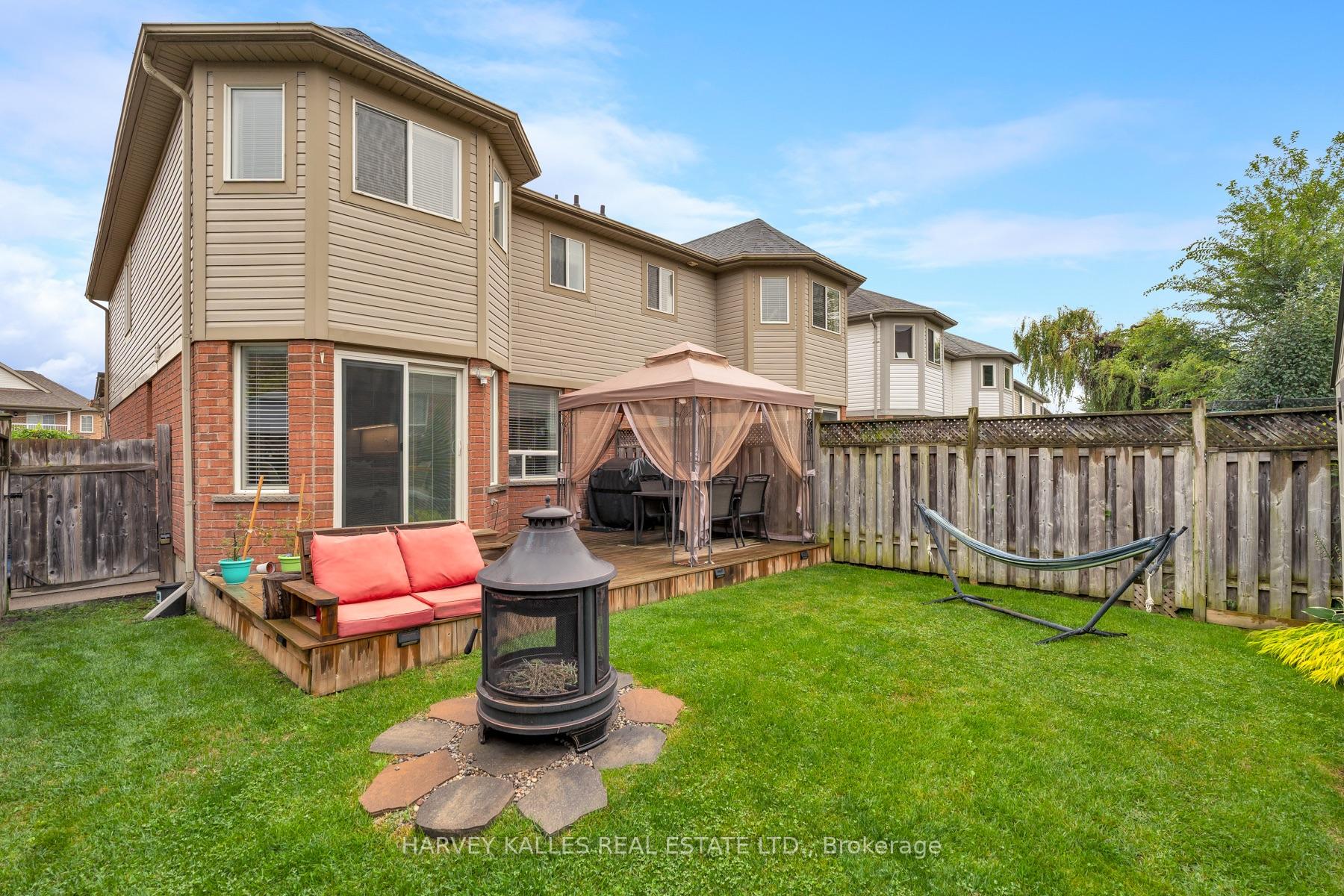 27 Hirst Avenue