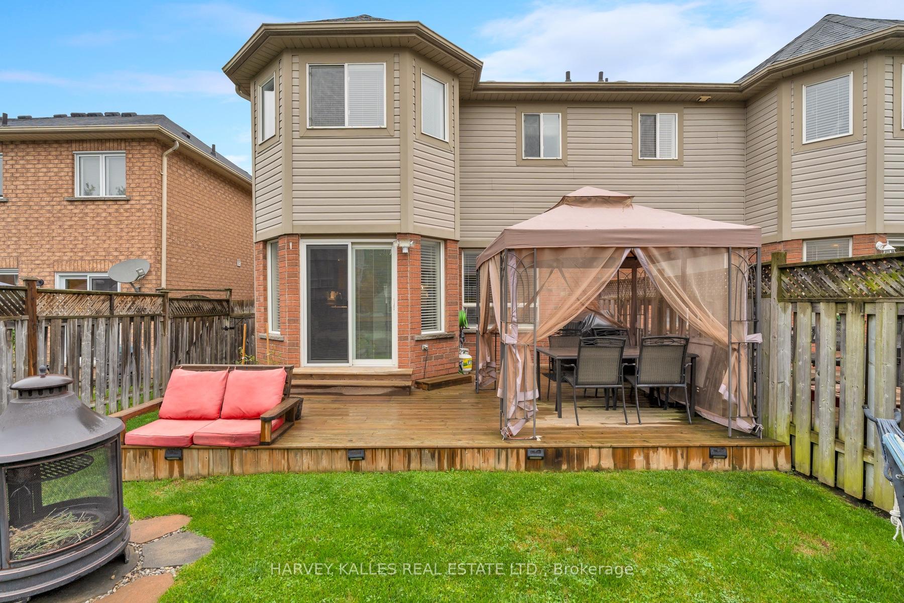 27 Hirst Avenue