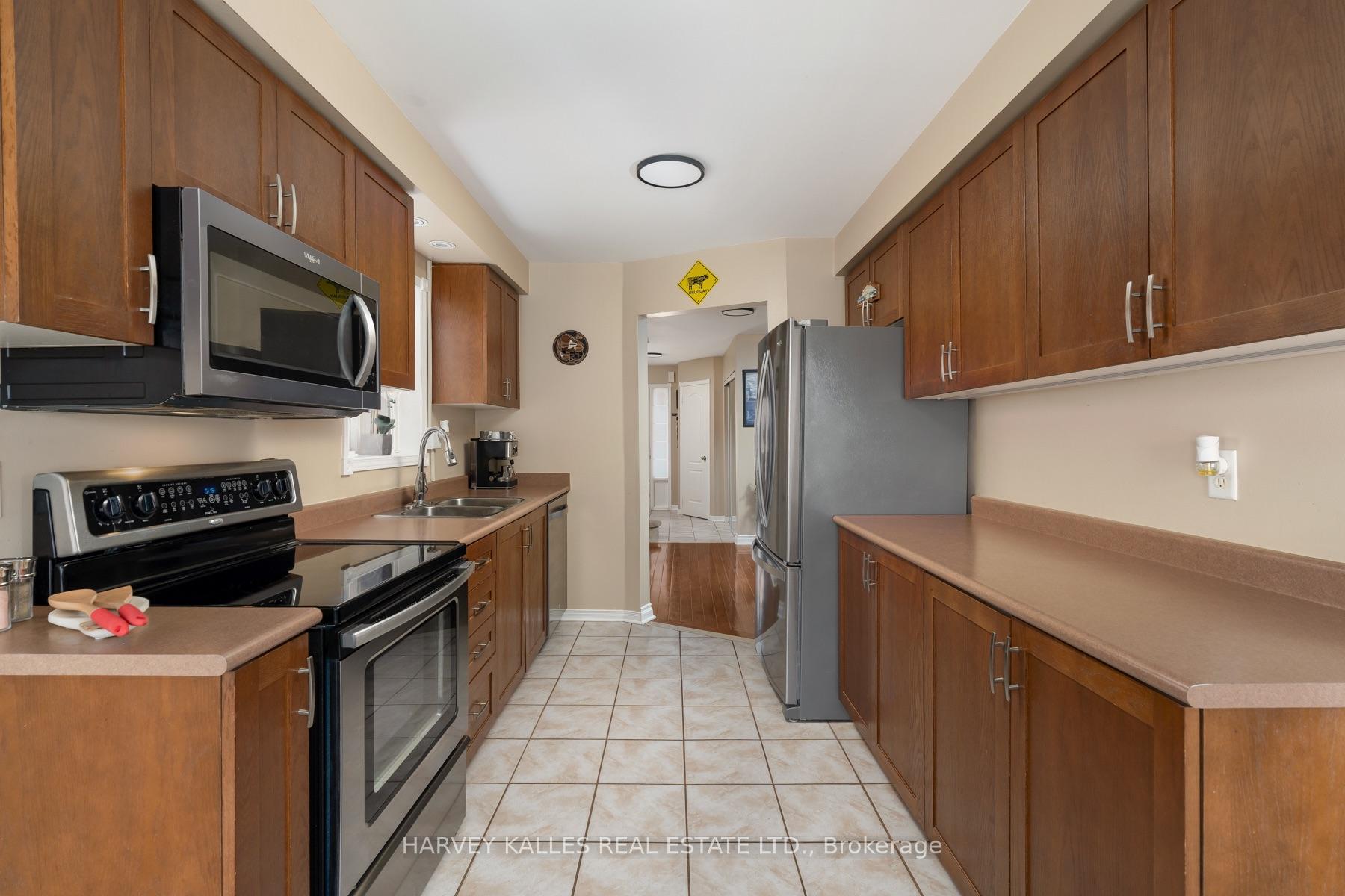 27 Hirst Avenue