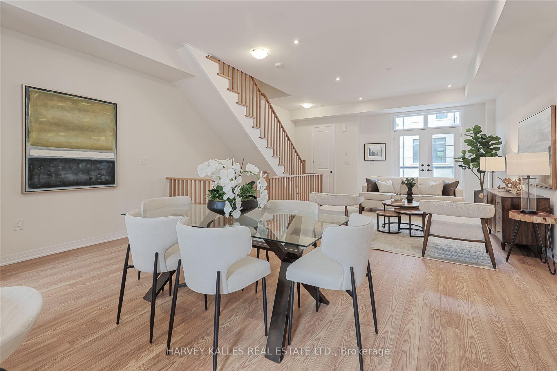 75 De La Roche Drive