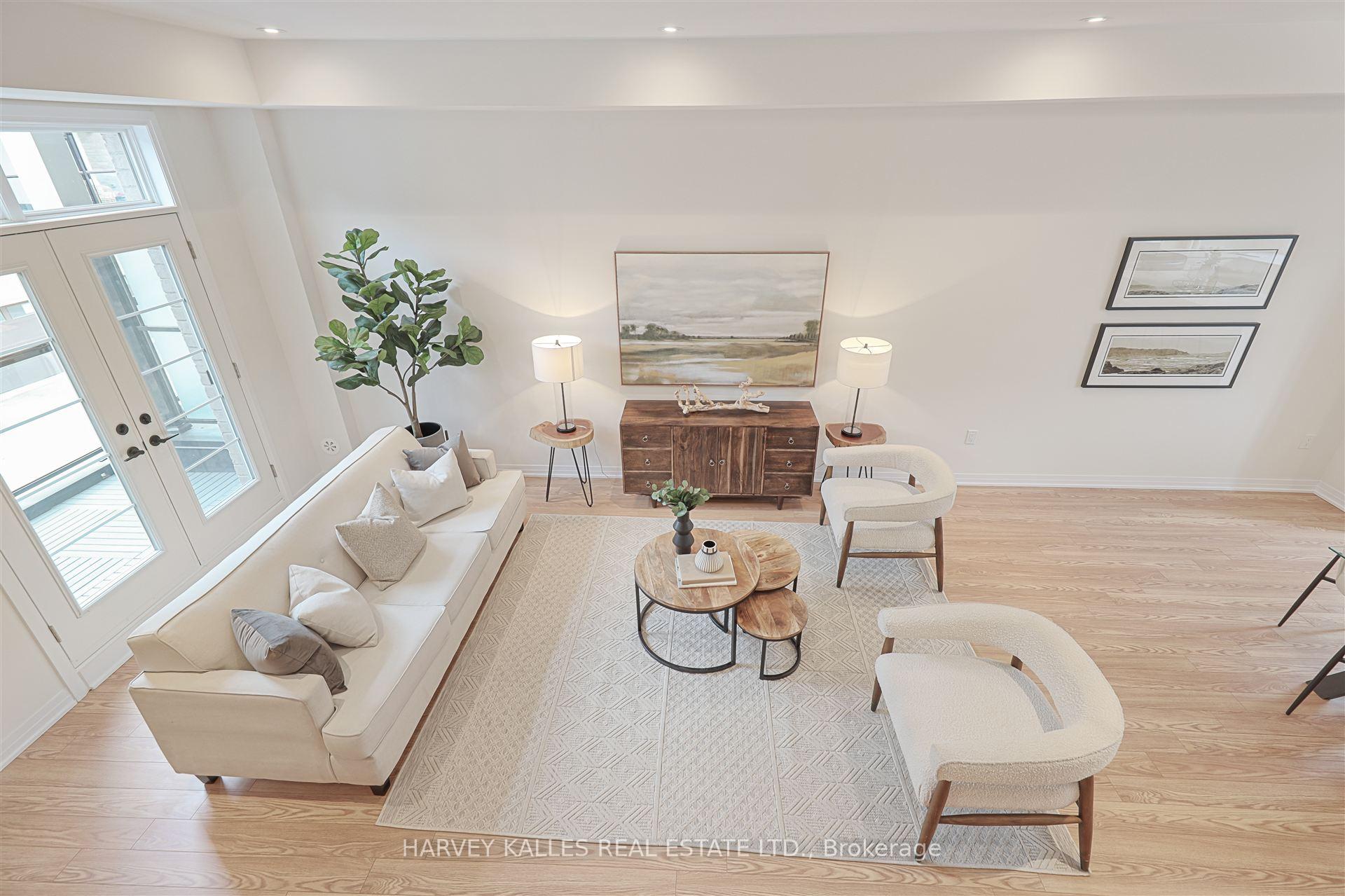 75 De La Roche Drive
