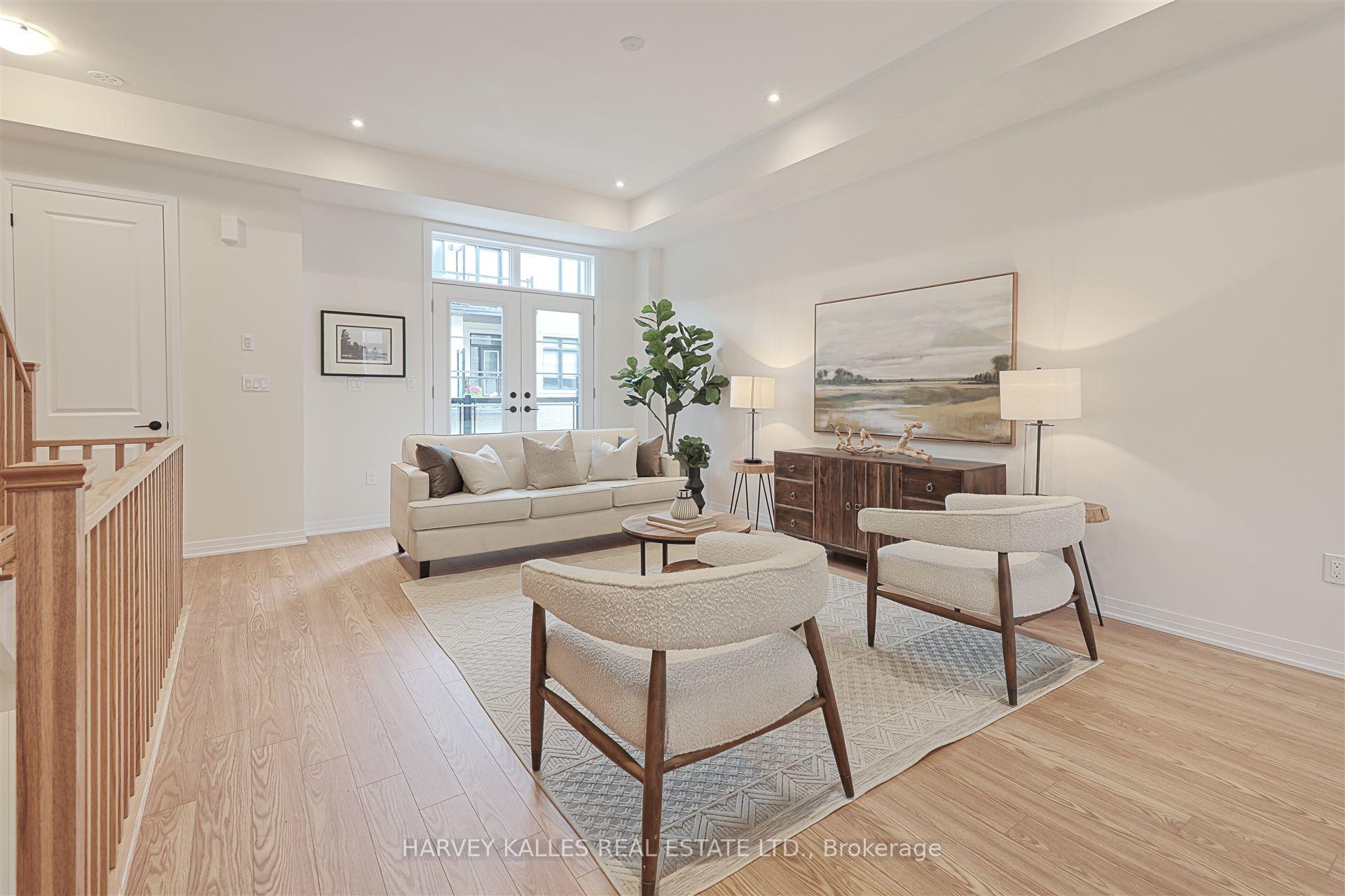 75 De La Roche Drive