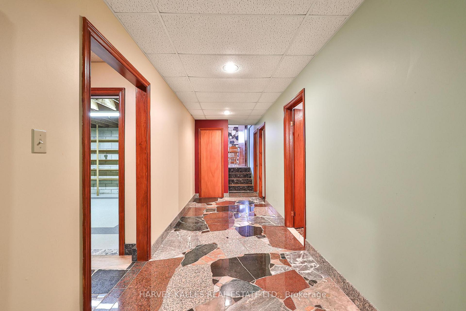 113 Bond Crescent